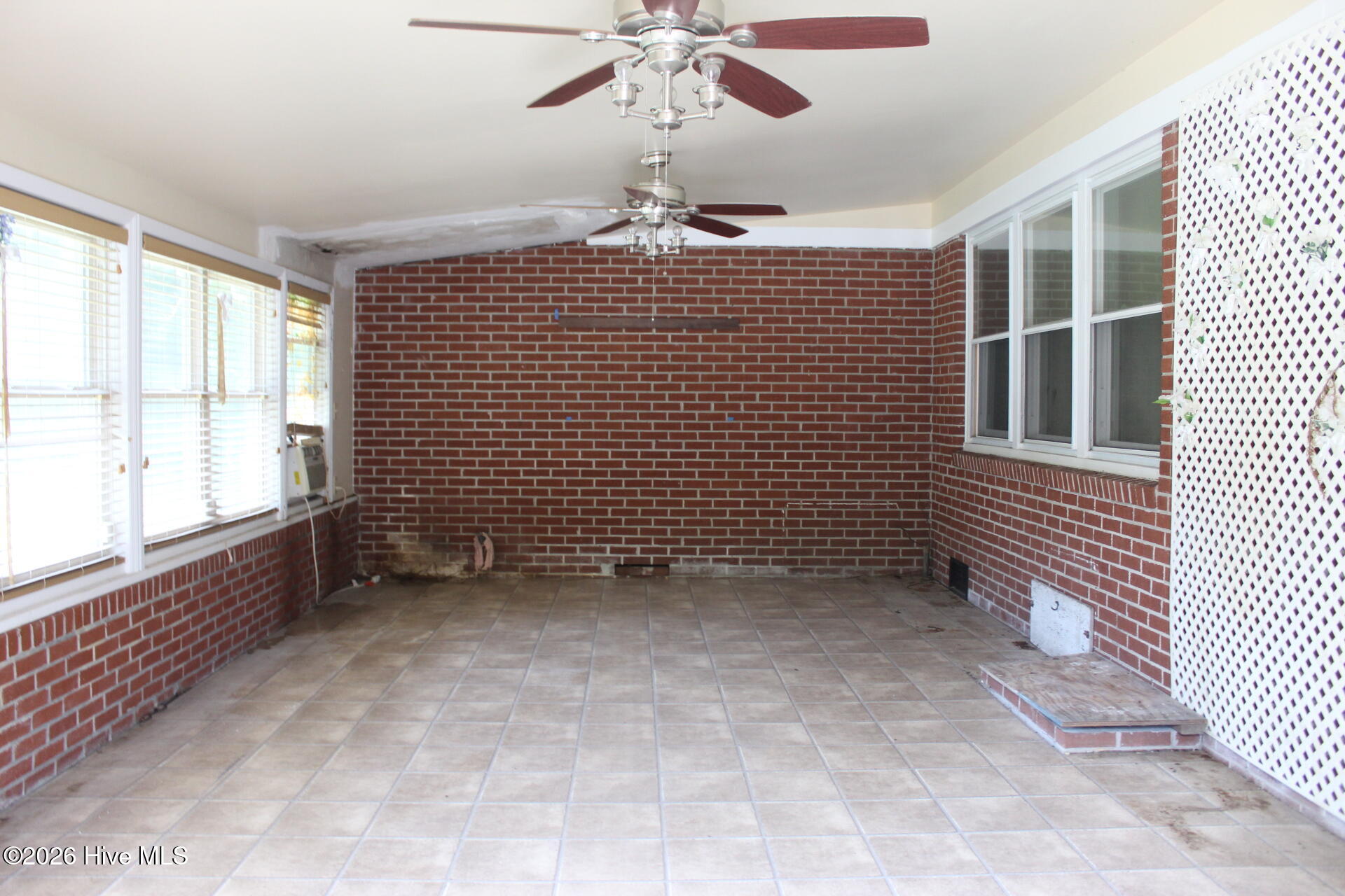 2124 Oleander Drive Property Photo 19