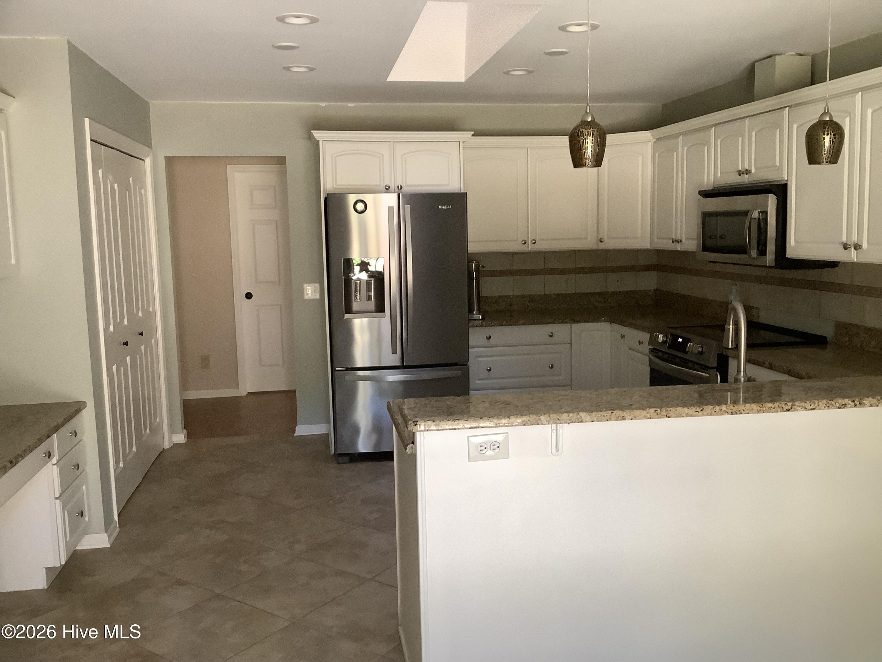 102 Owens Circle Property Photo 3
