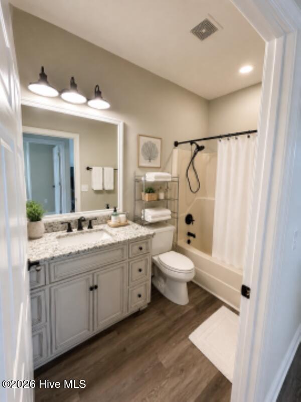 728 Aquarius Drive Property Photo 12