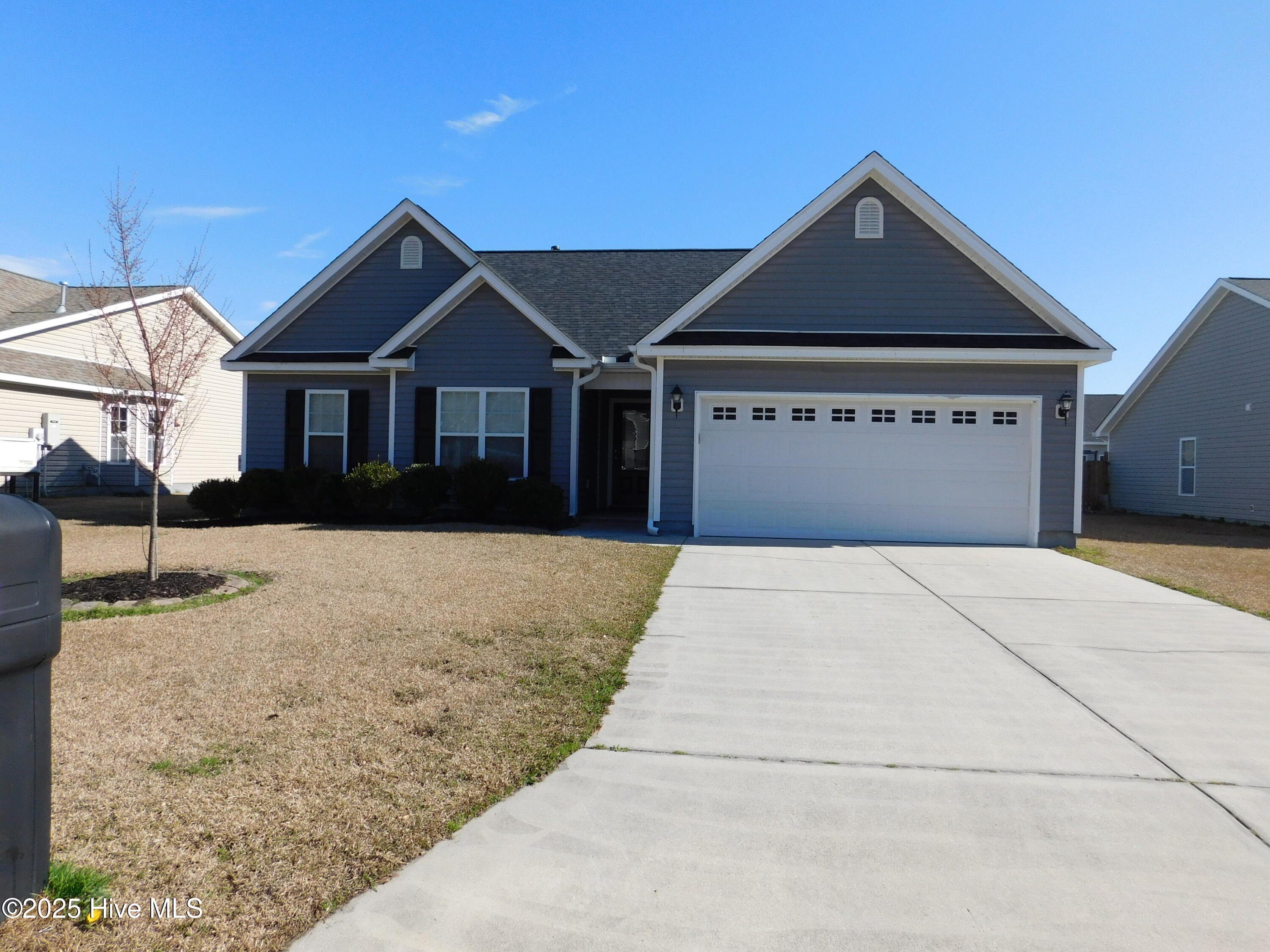 107 Lynden Lane Property Photo 1
