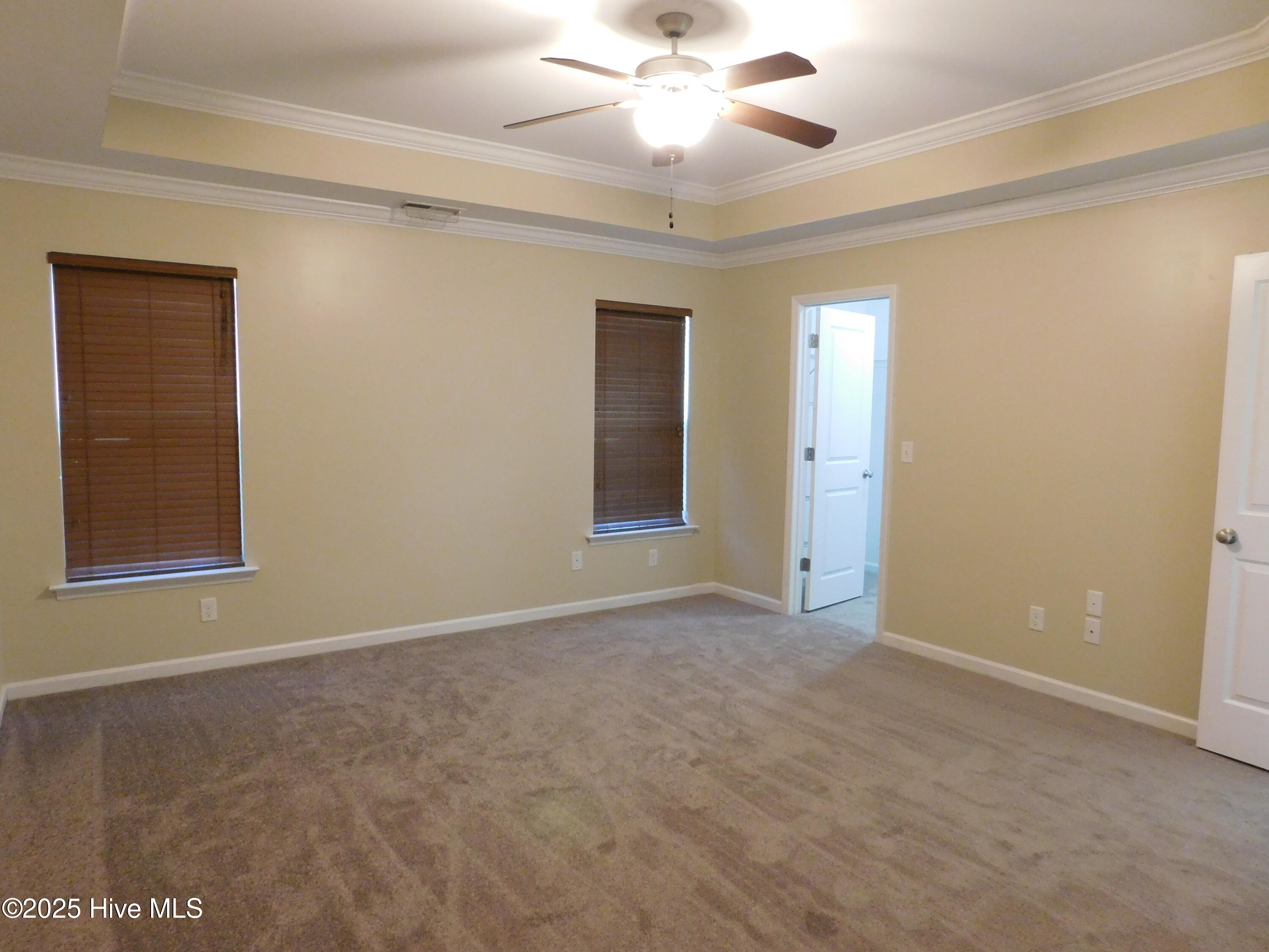 107 Lynden Lane Property Photo 3