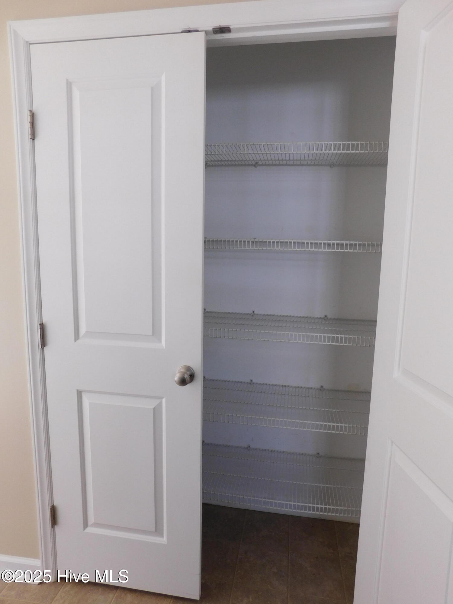 107 Lynden Lane Property Photo 14
