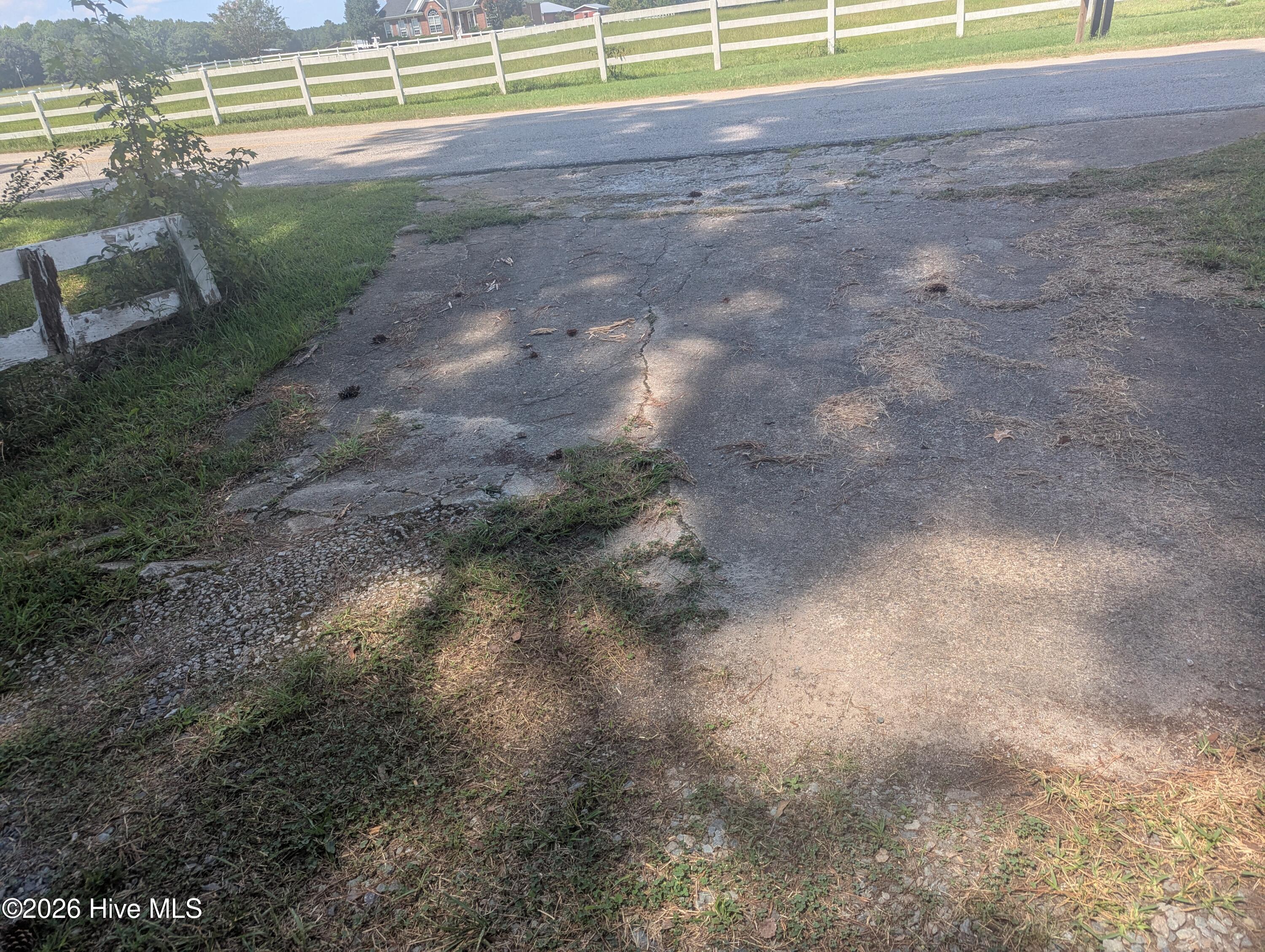 720 Old Moore Road Property Photo 9