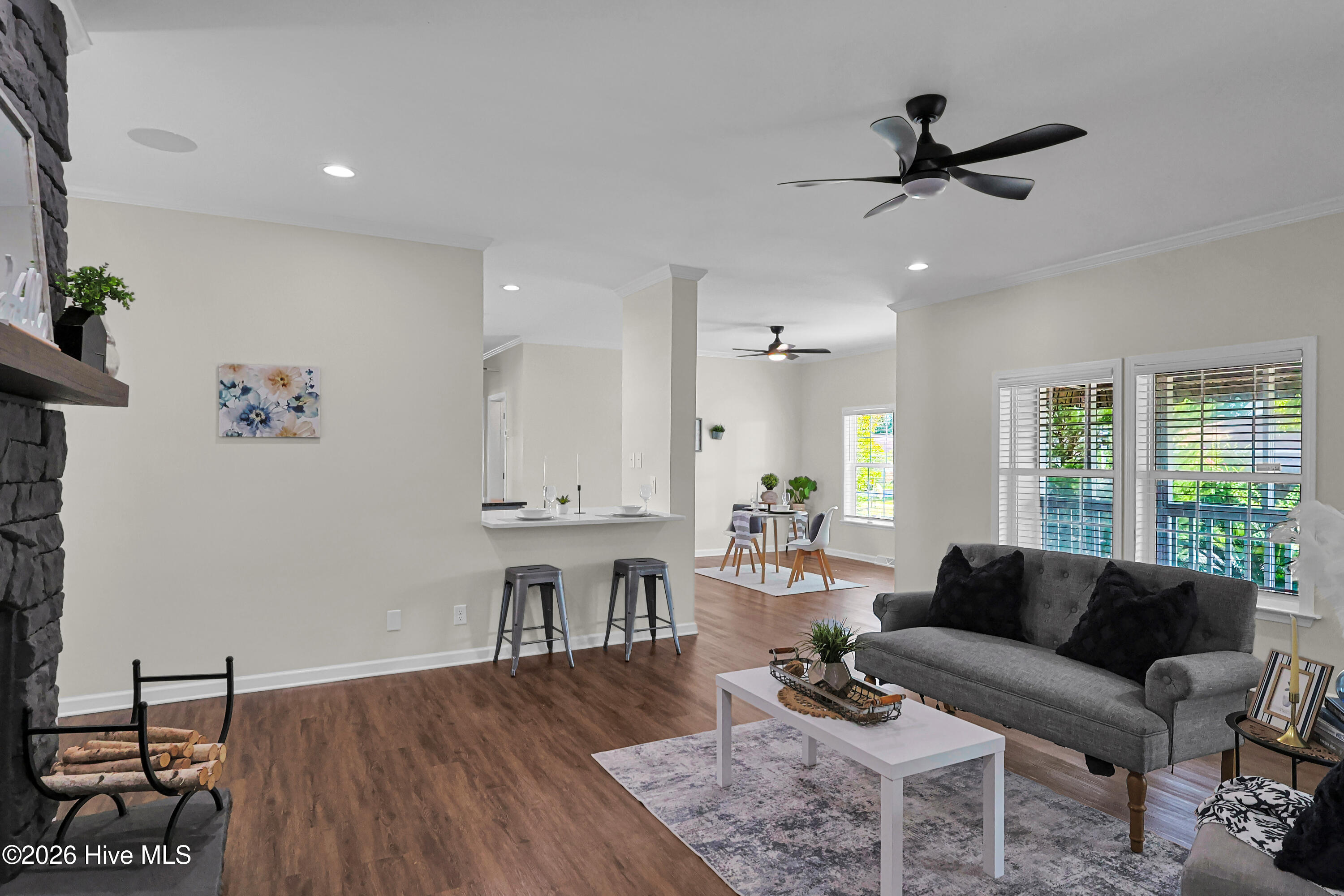 705 Swann Street Property Photo 8