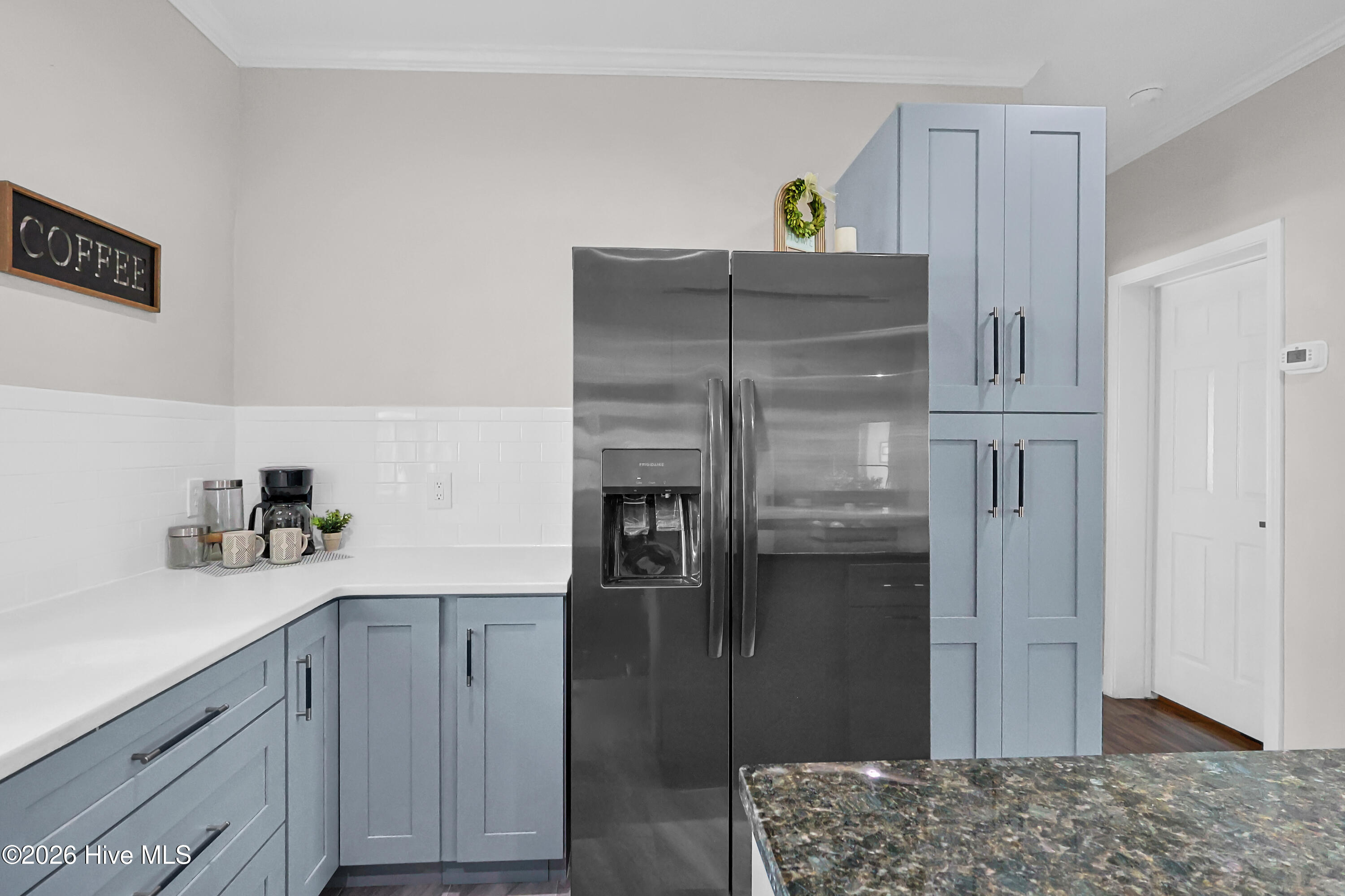 705 Swann Street Property Photo 14