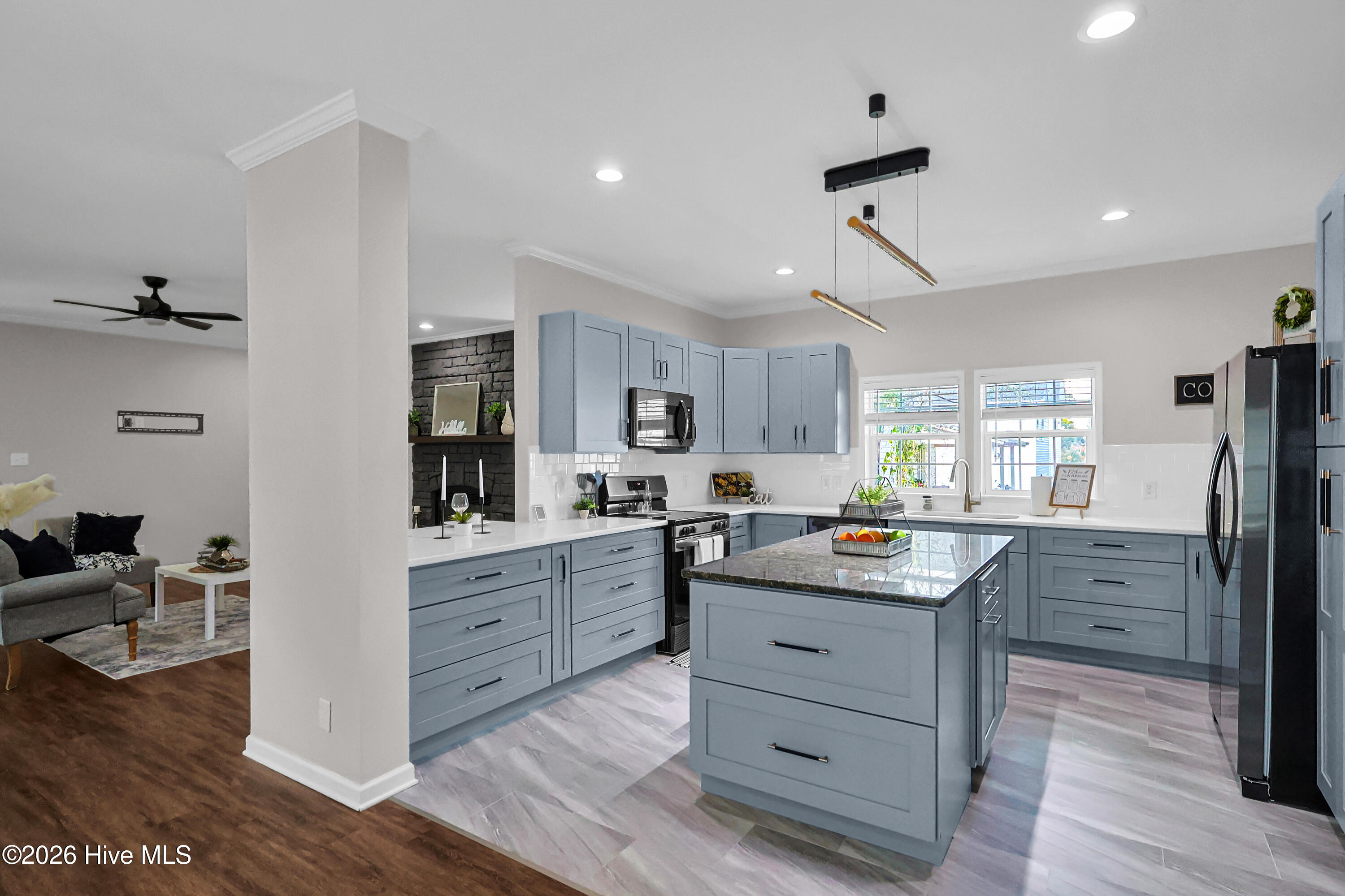 705 Swann Street Property Photo 17
