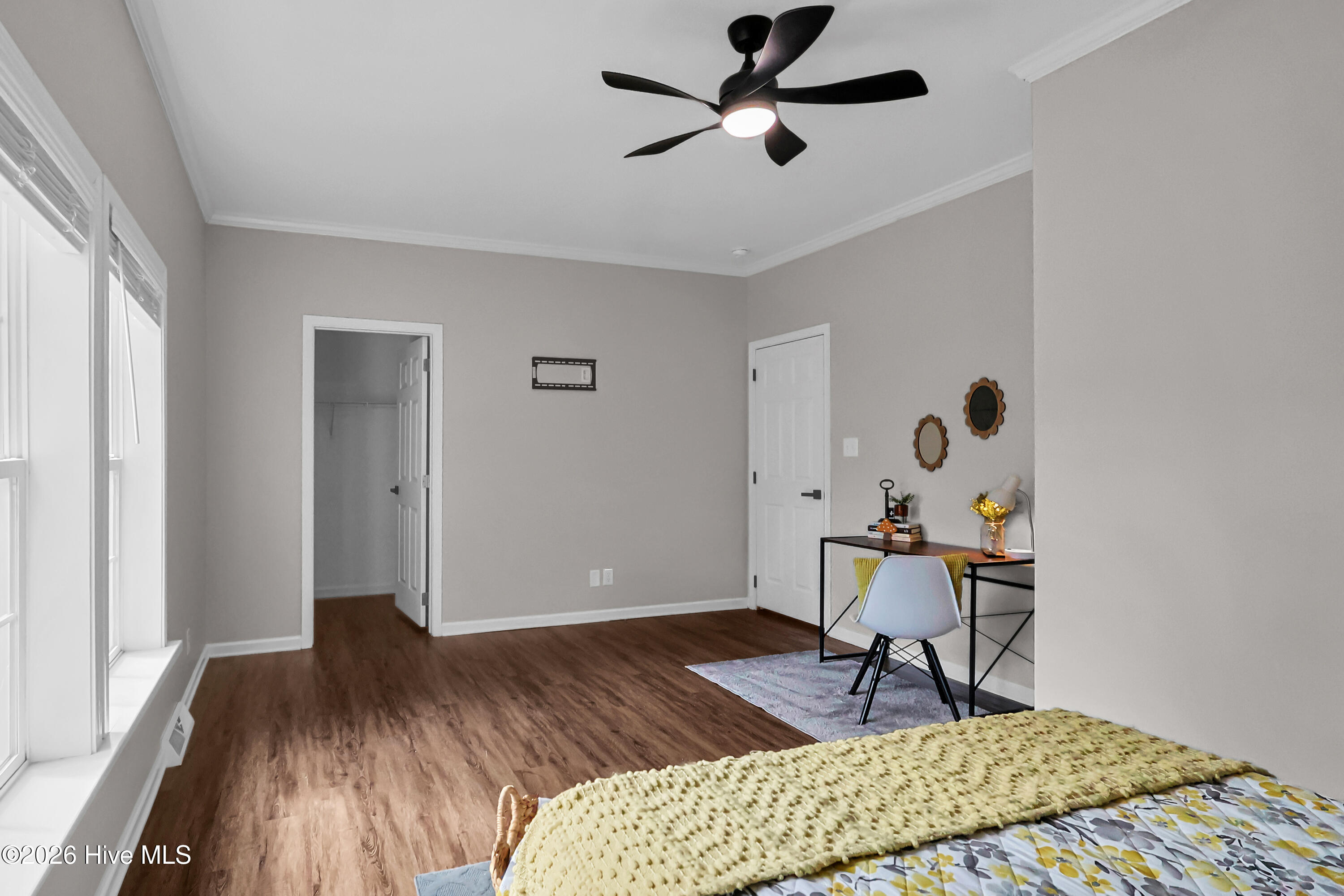 705 Swann Street Property Photo 41