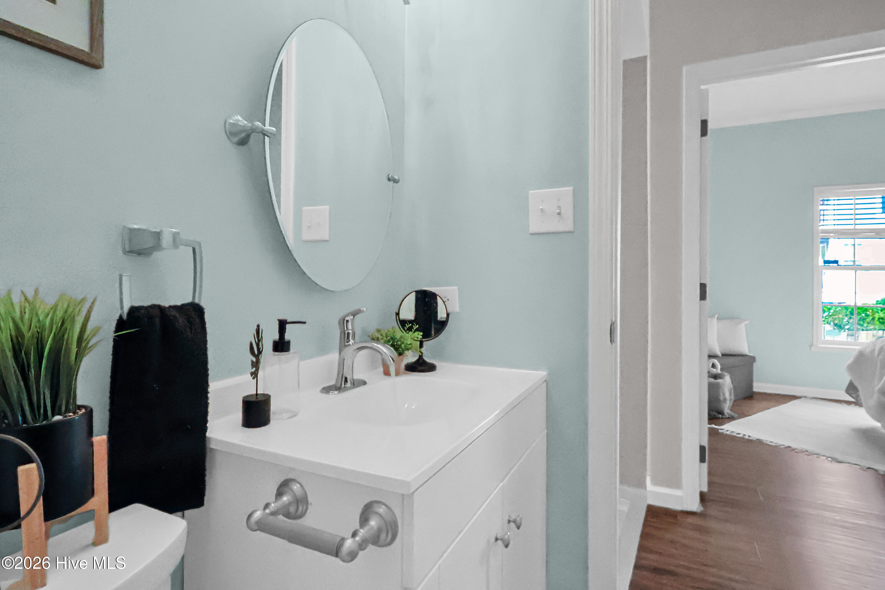 705 Swann Street Property Photo 44