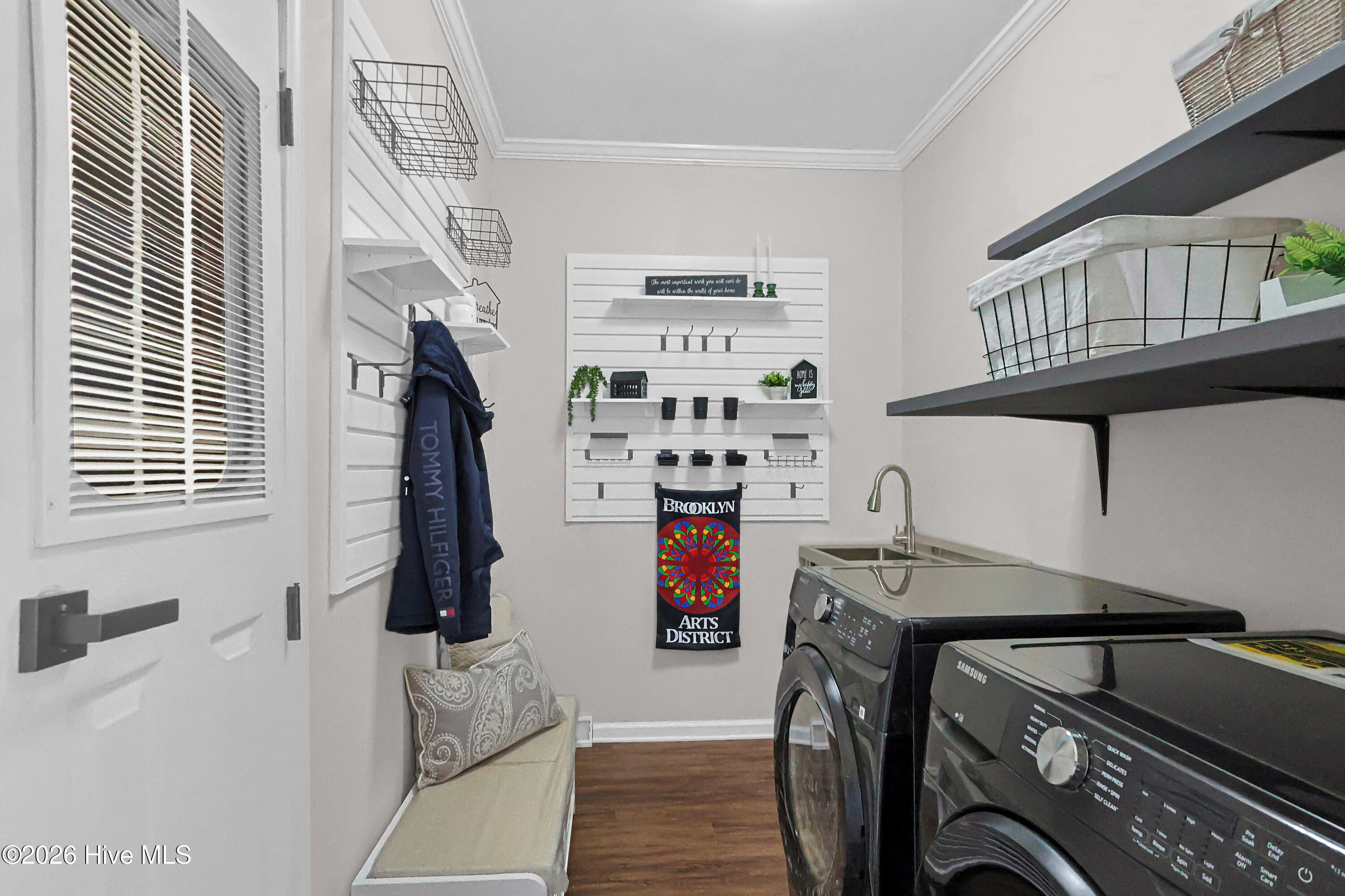705 Swann Street Property Photo 47