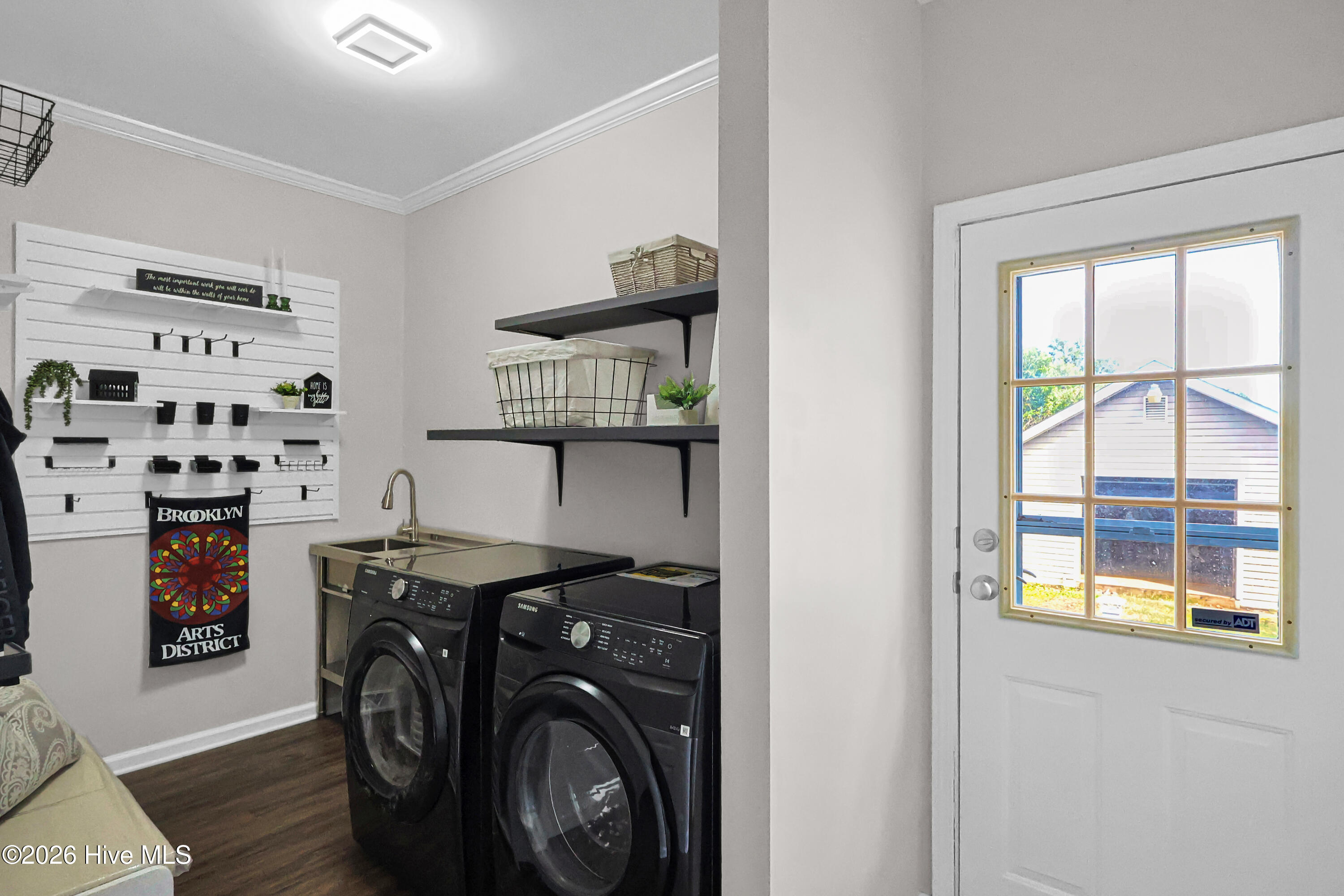 705 Swann Street Property Photo 48