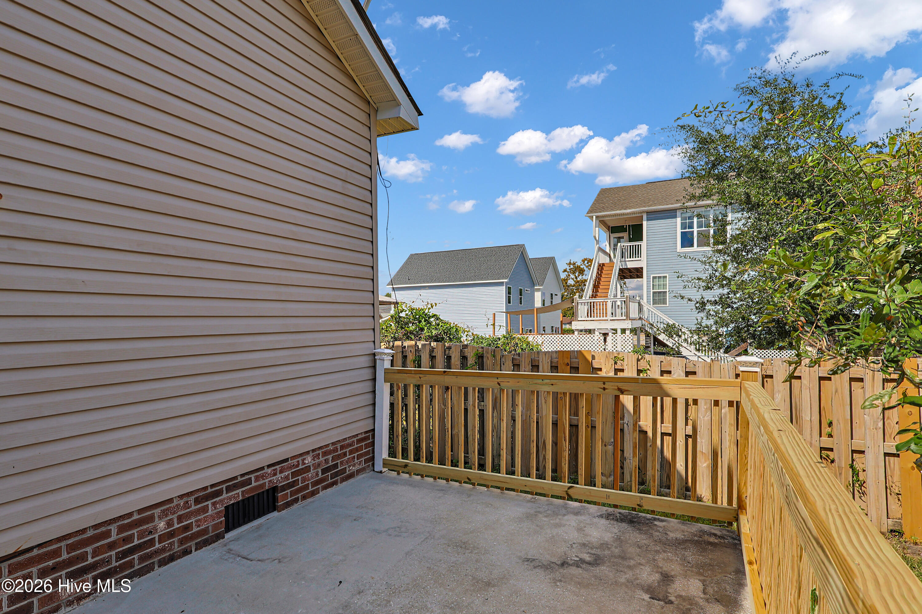 705 Swann Street Property Photo 51