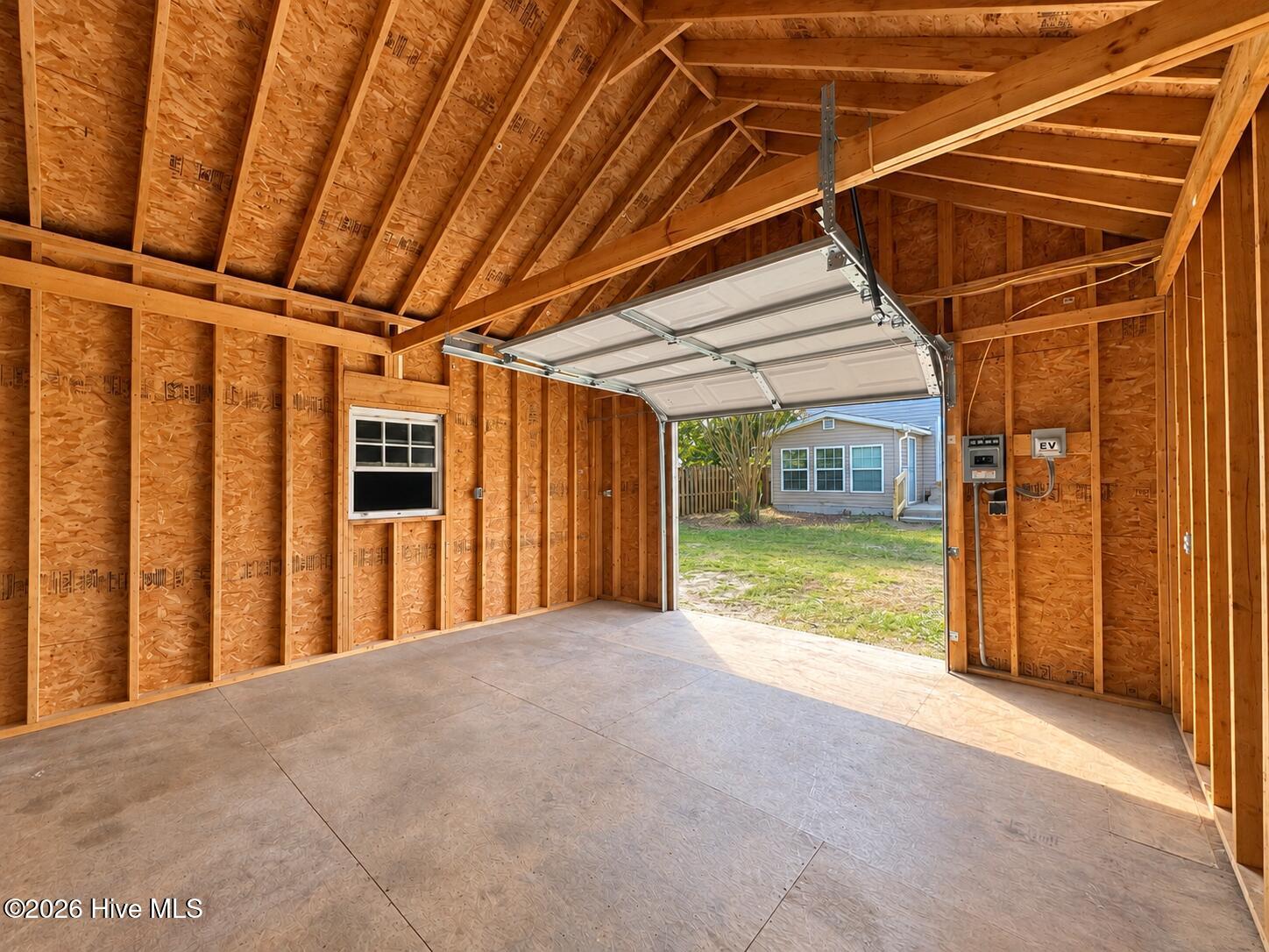 705 Swann Street Property Photo 55
