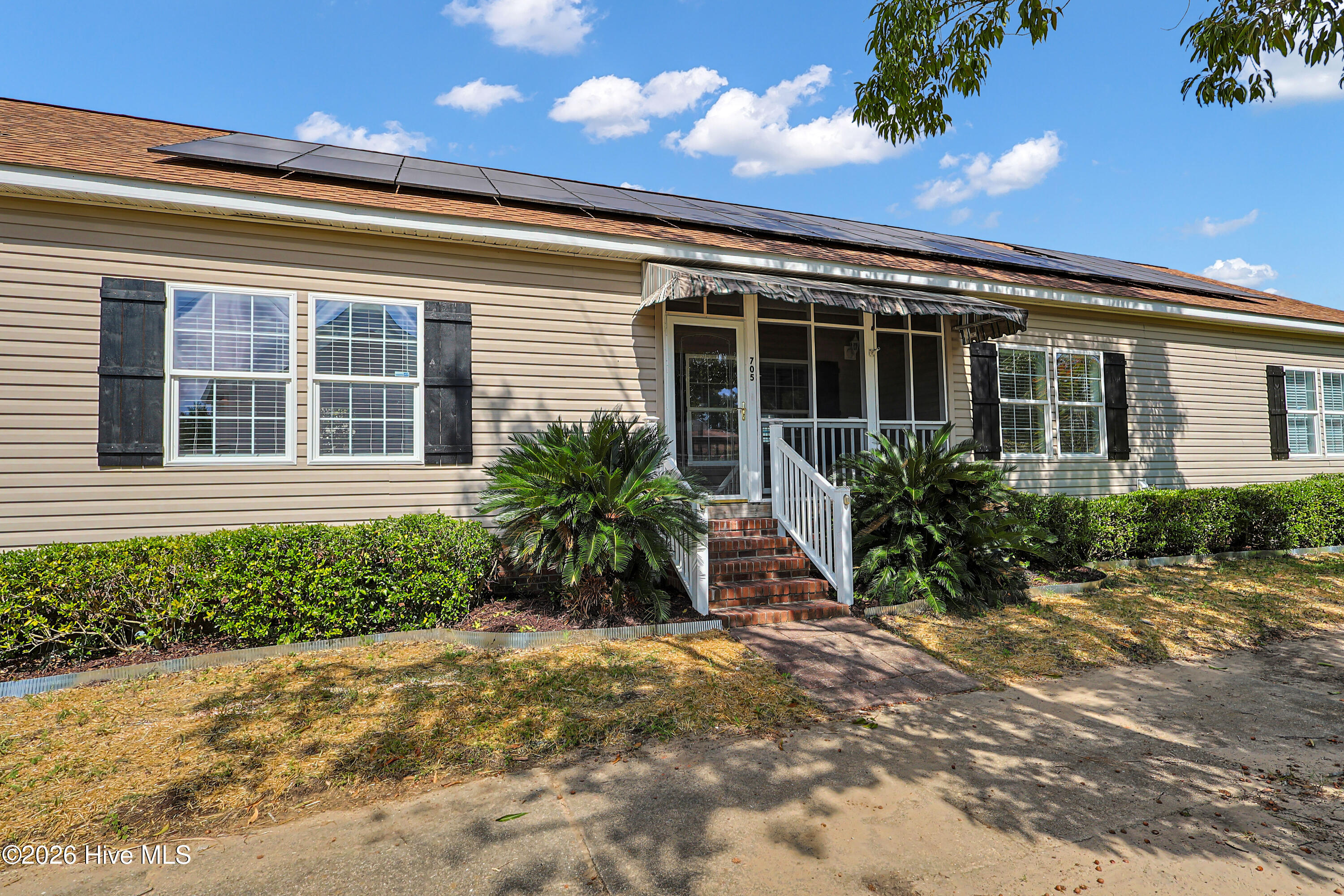 705 Swann Street Property Photo 63