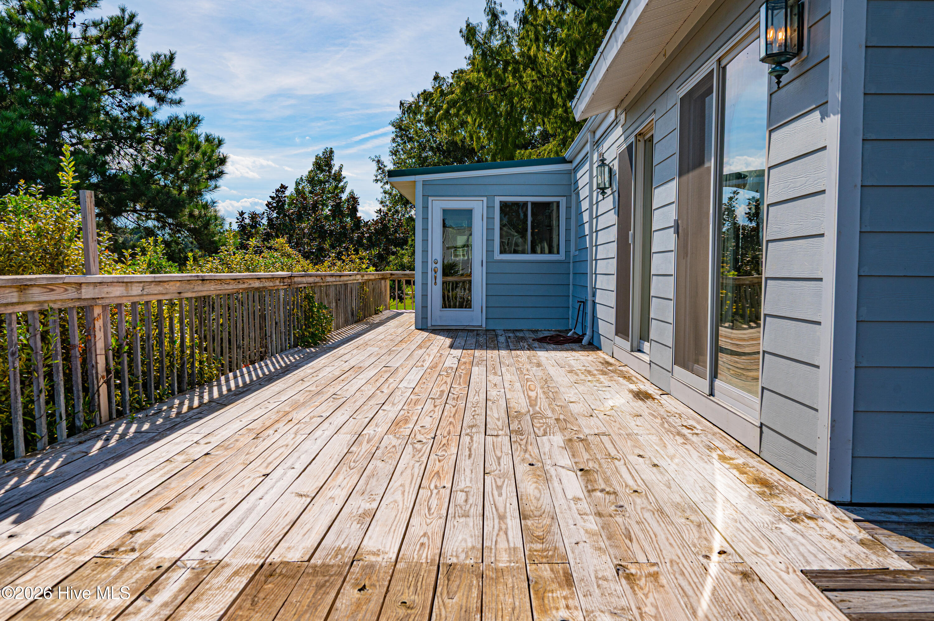 2027 Blackbeard Drive Property Photo 10
