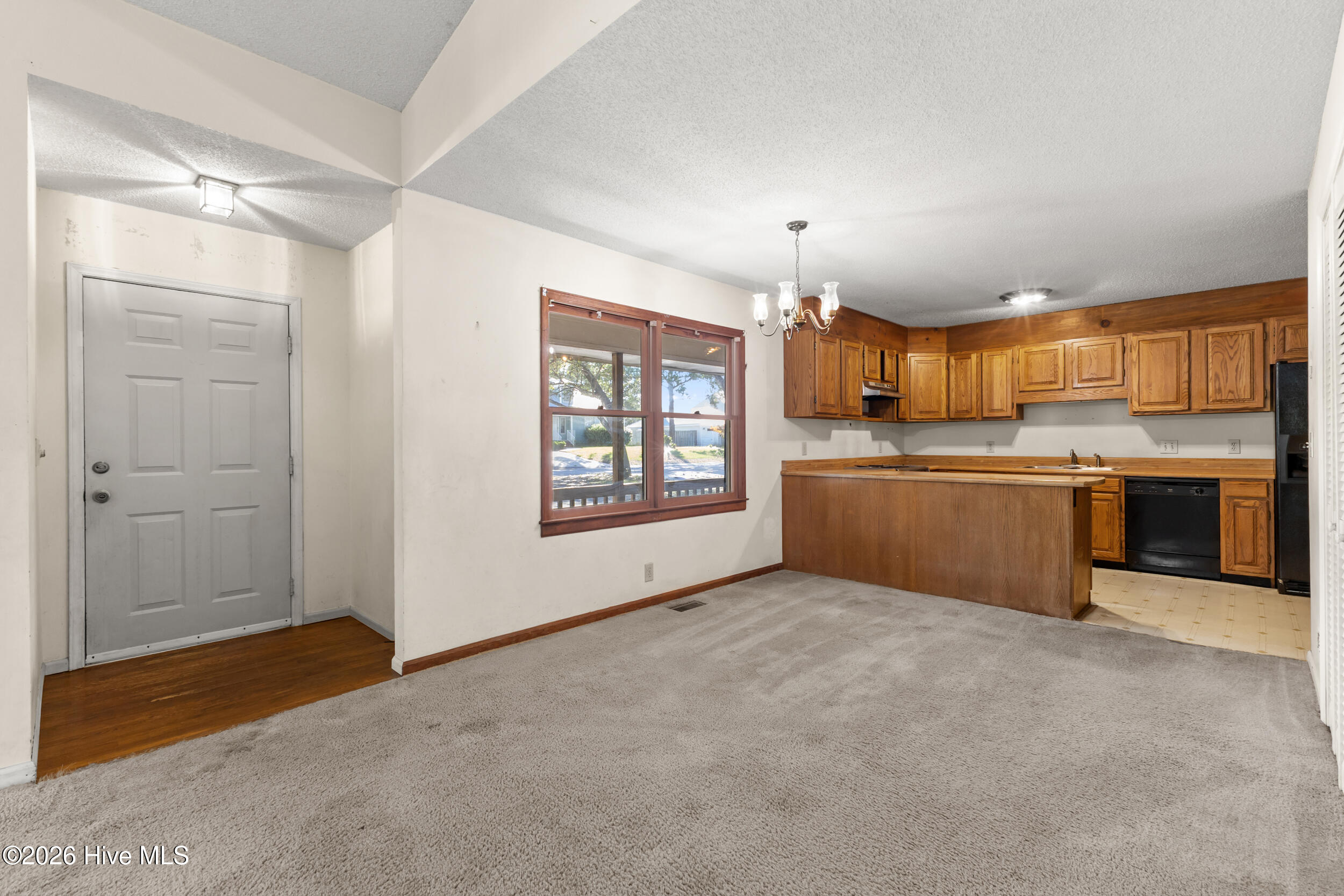 502 Peninsula Drive Property Photo 4