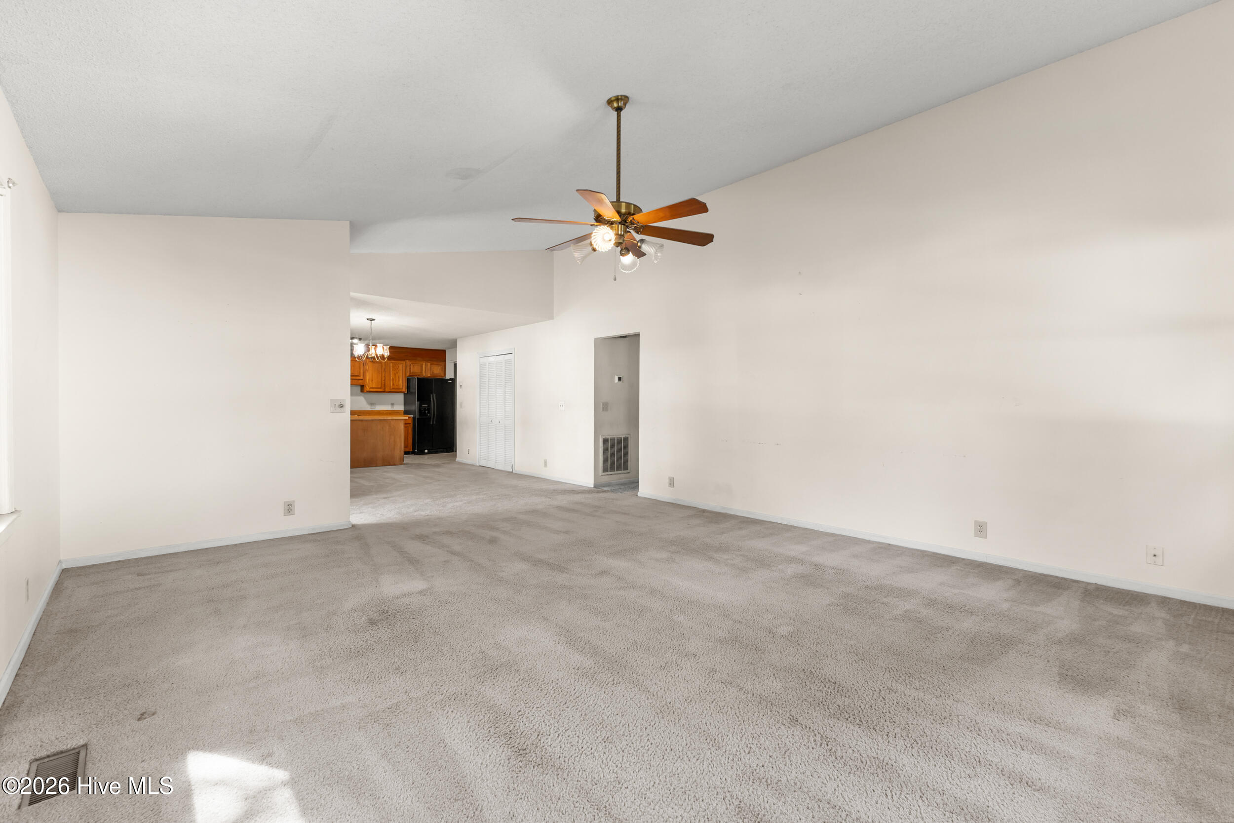 502 Peninsula Drive Property Photo 6