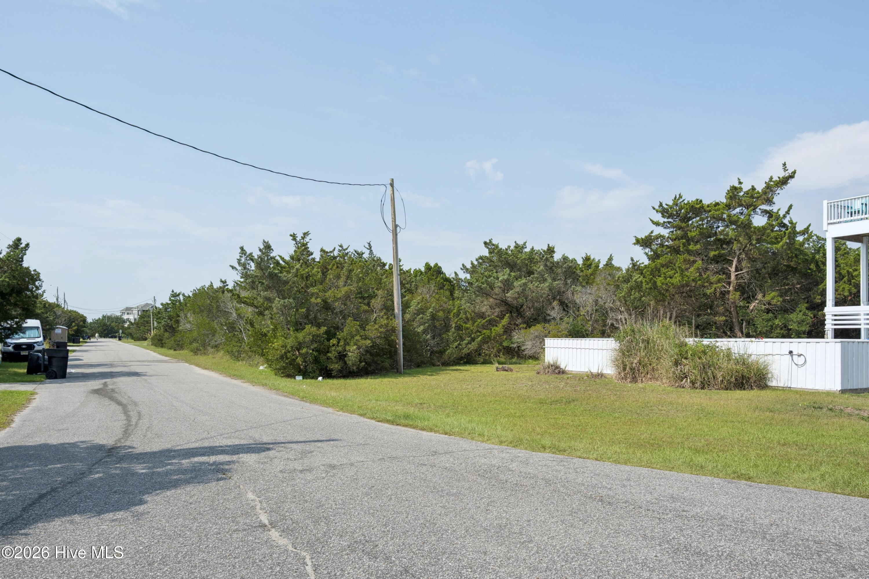 41050 Channel Court Property Photo 5