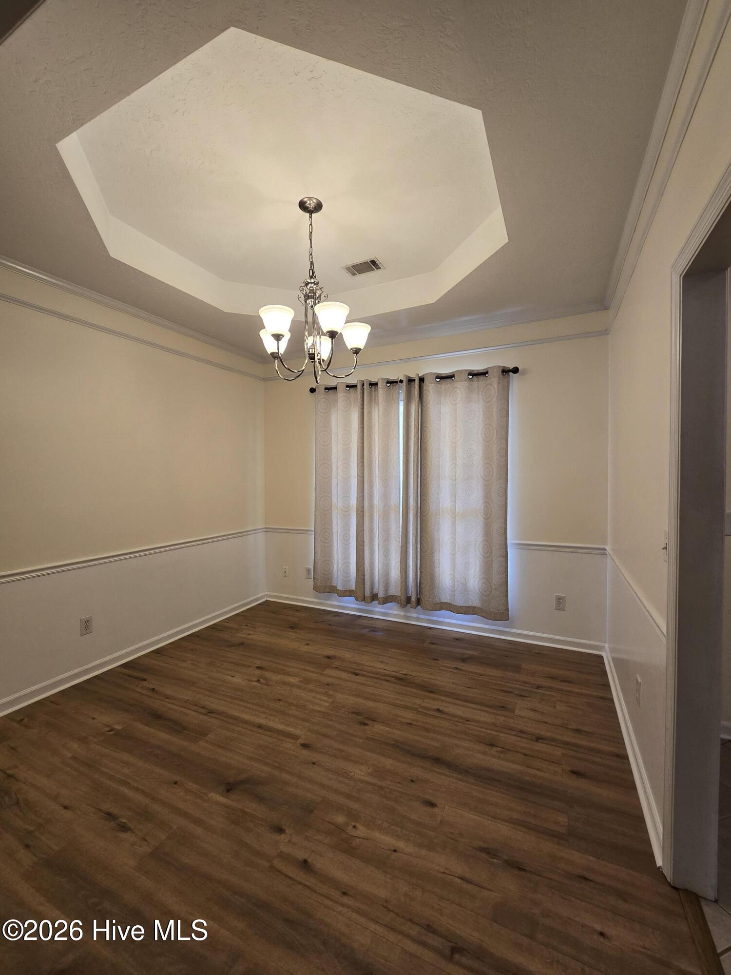 4536 Country Glen Circle Property Photo 6