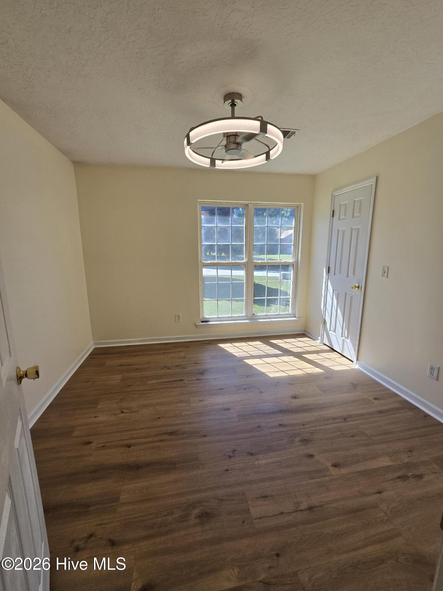 4536 Country Glen Circle Property Photo 35
