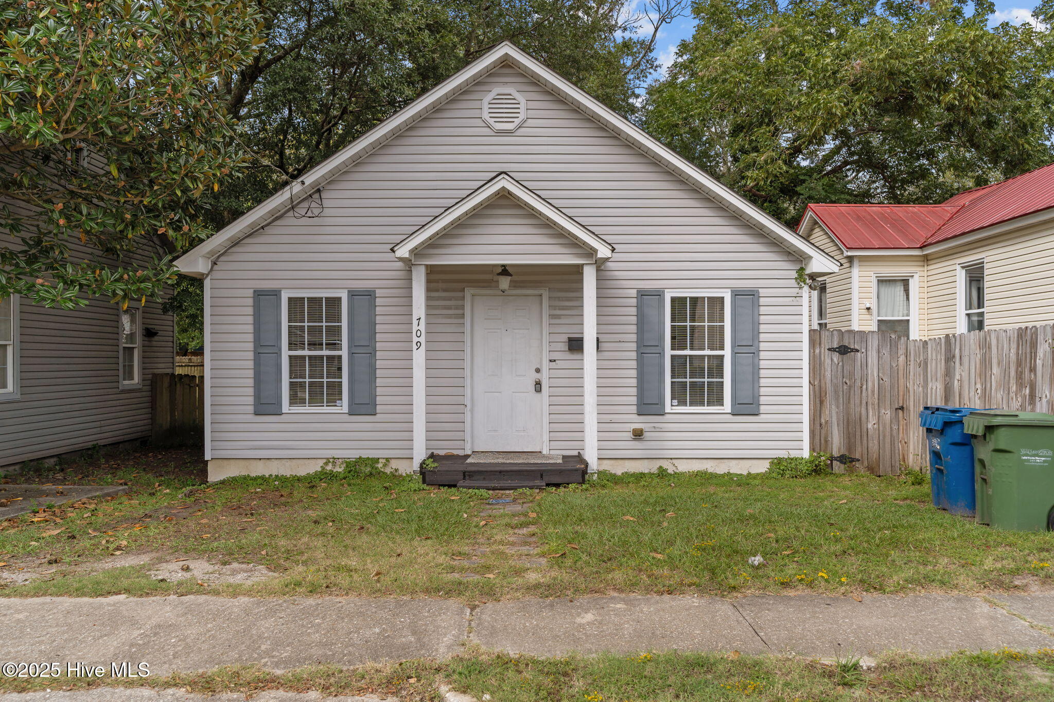 709 Wooster Street Property Photo 1