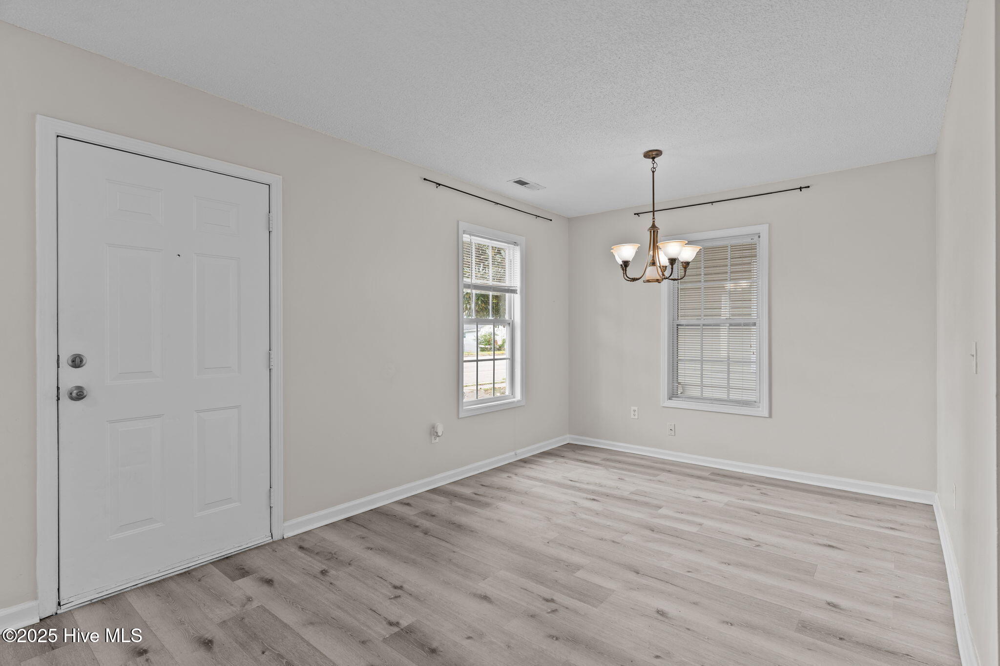 709 Wooster Street Property Photo 5