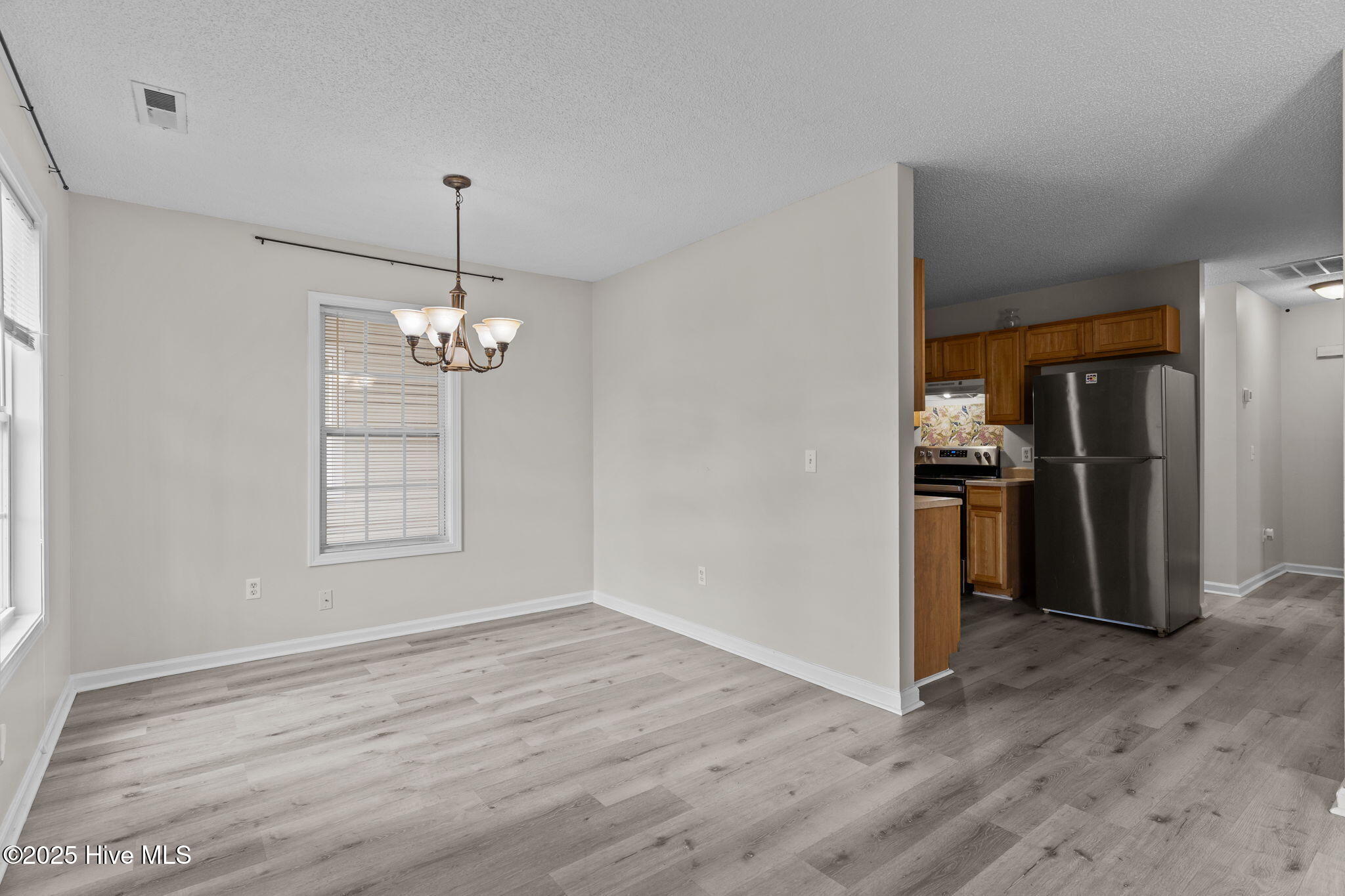 709 Wooster Street Property Photo 7