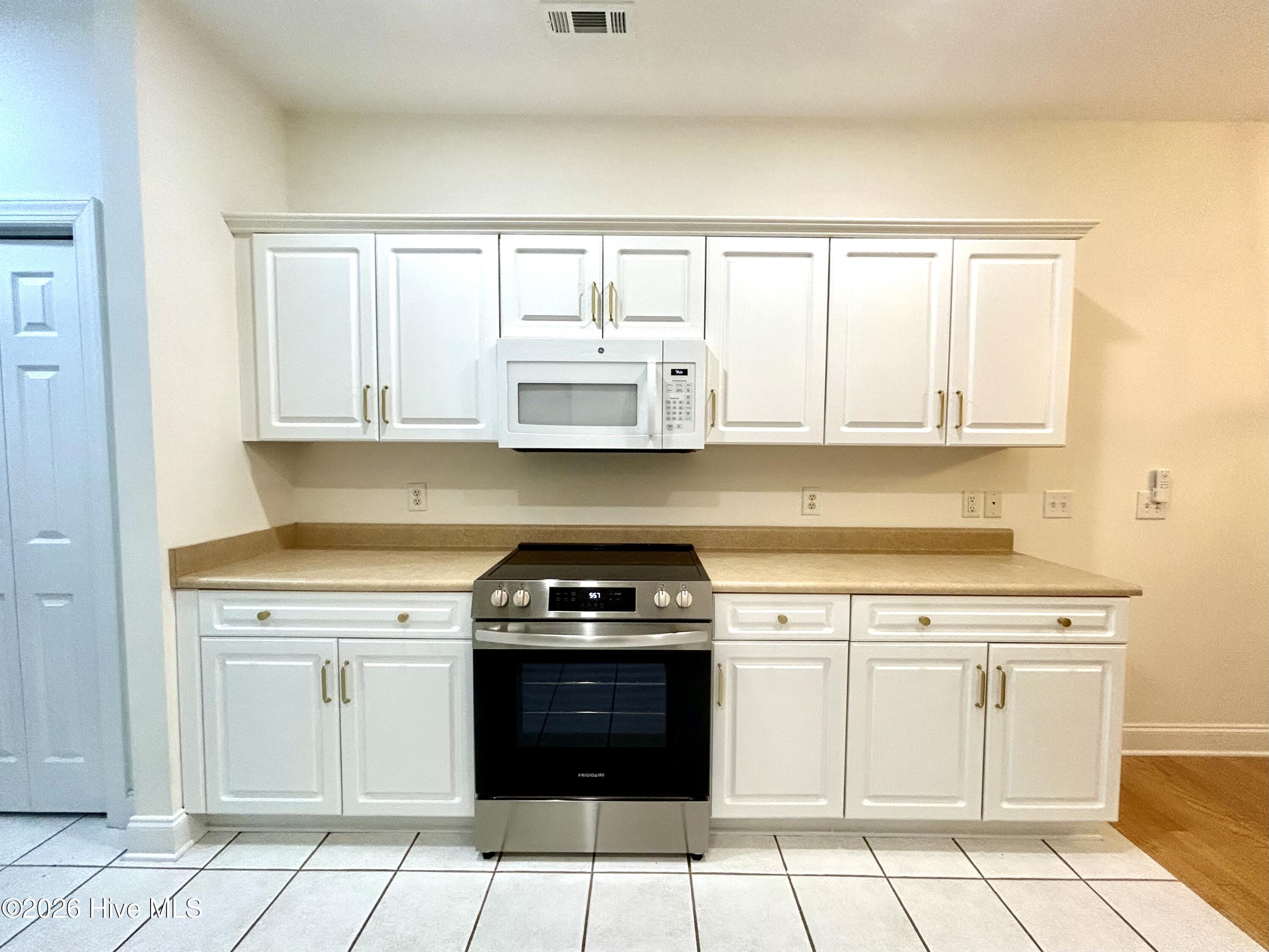 4222 Ashley Park Drive Property Photo 11
