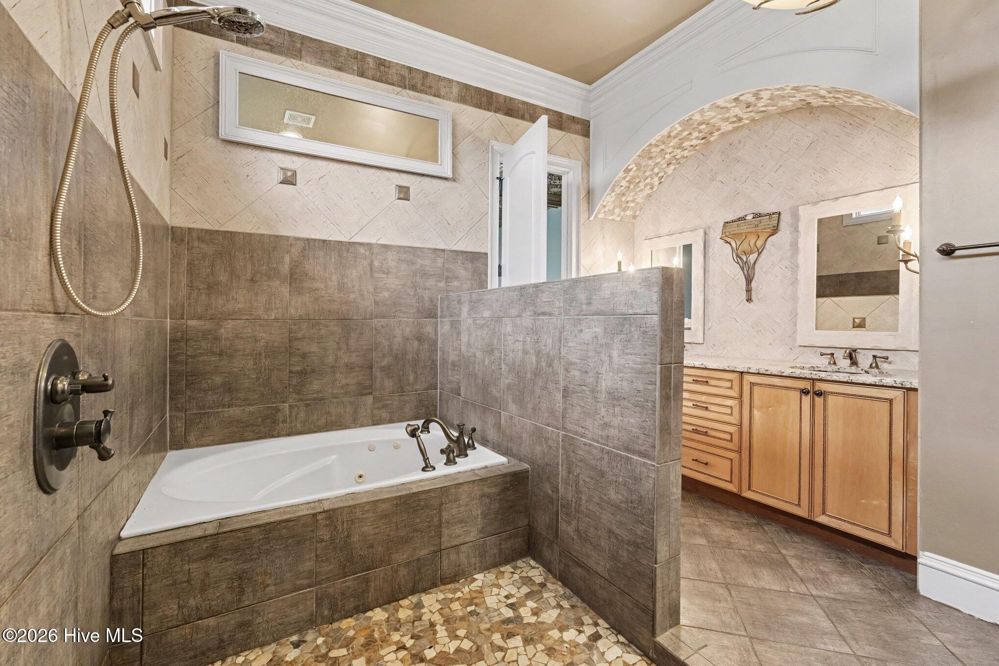 6490 Sid Road Property Photo 23