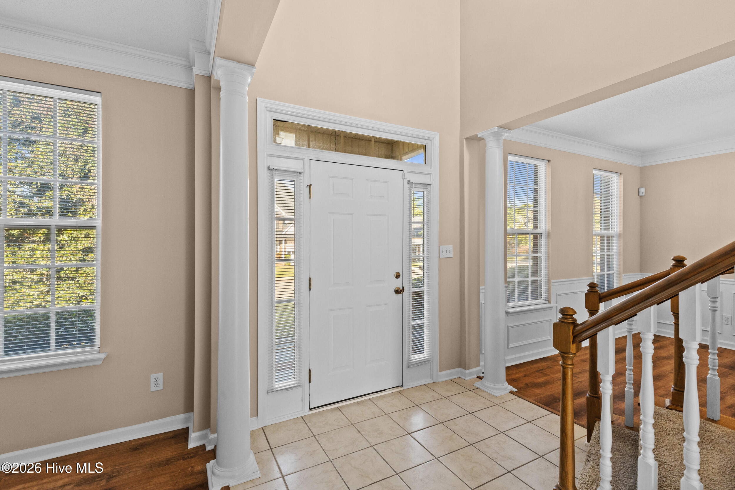 352 Heath Way Property Photo 6