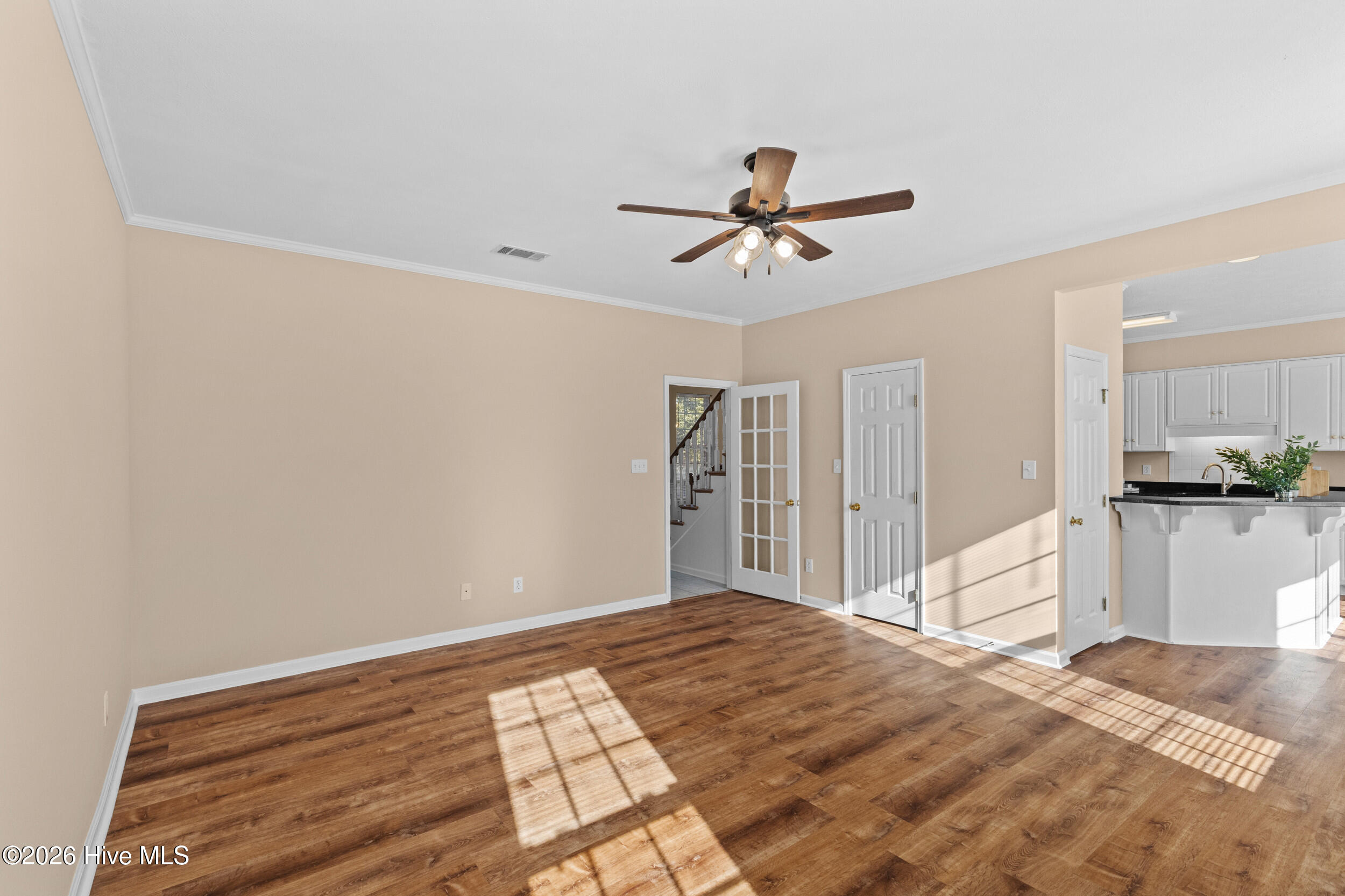 352 Heath Way Property Photo 10