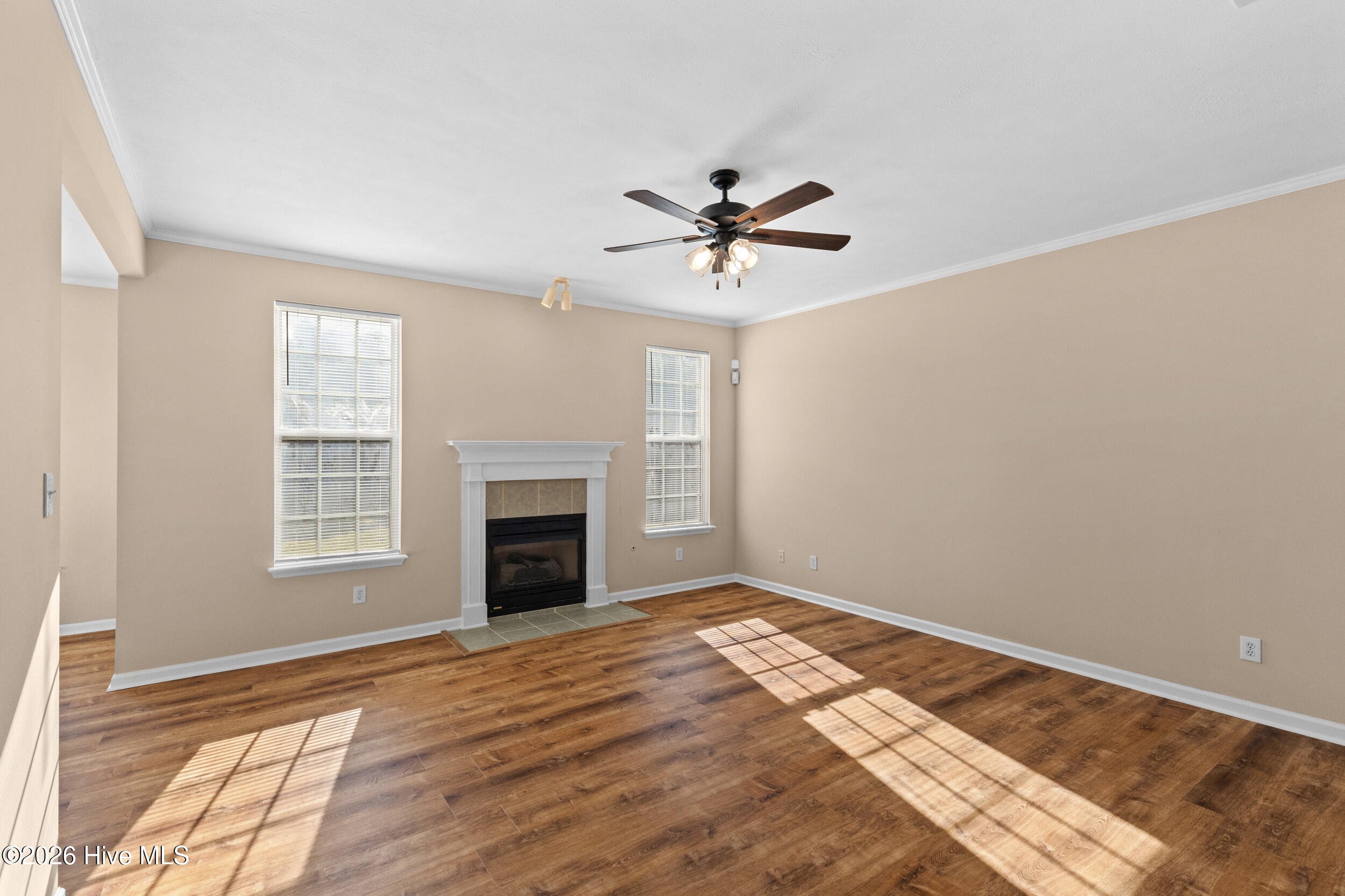 352 Heath Way Property Photo 13