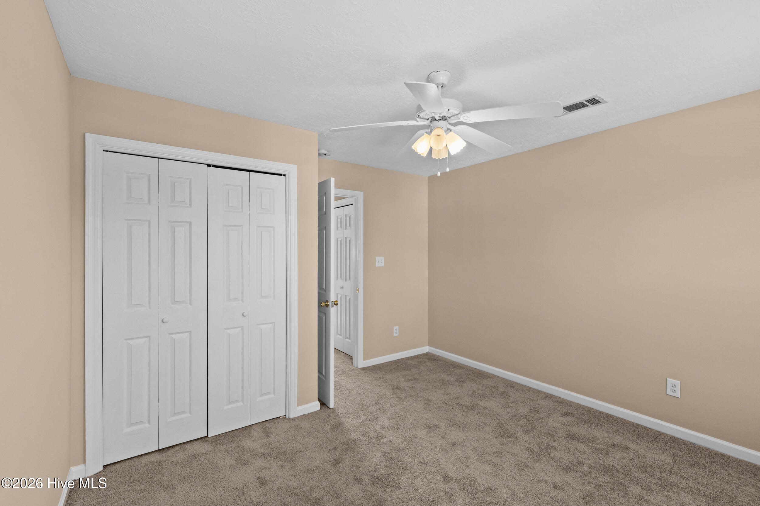 352 Heath Way Property Photo 36