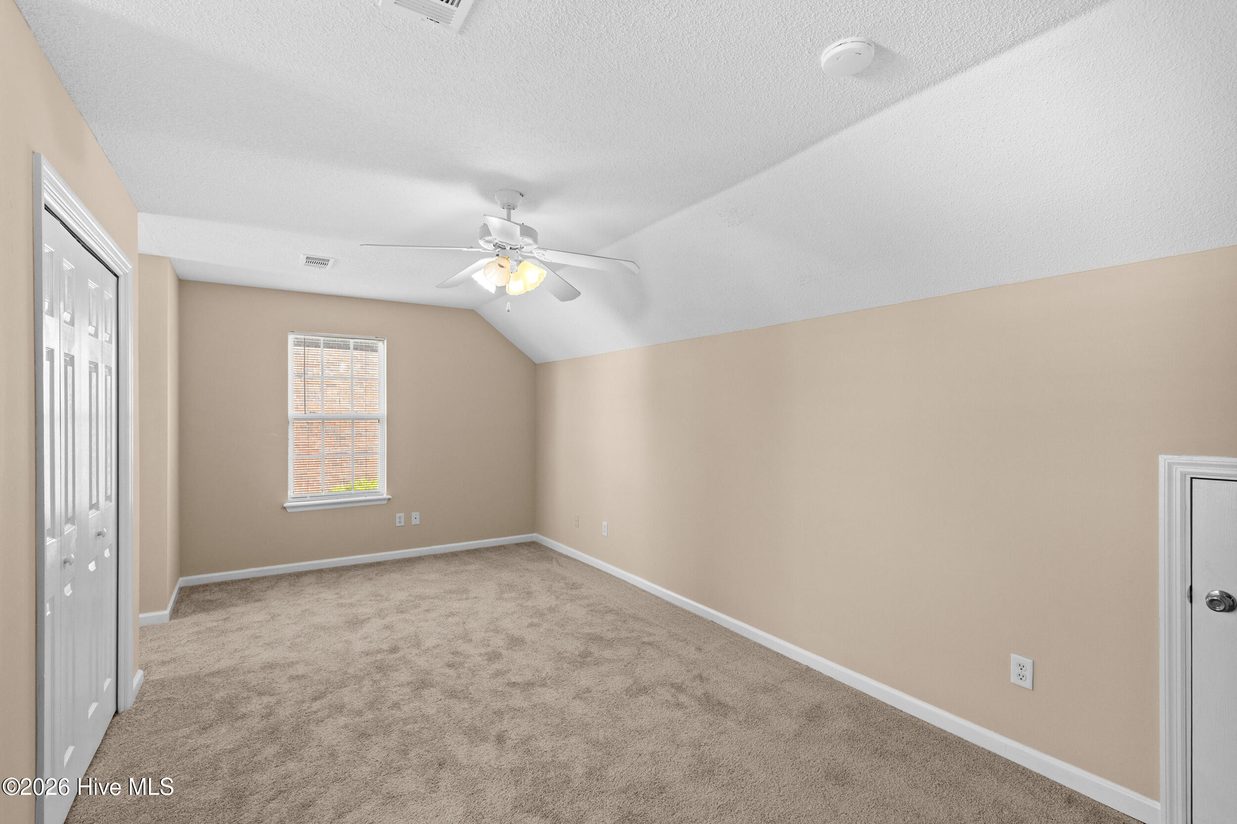 352 Heath Way Property Photo 37