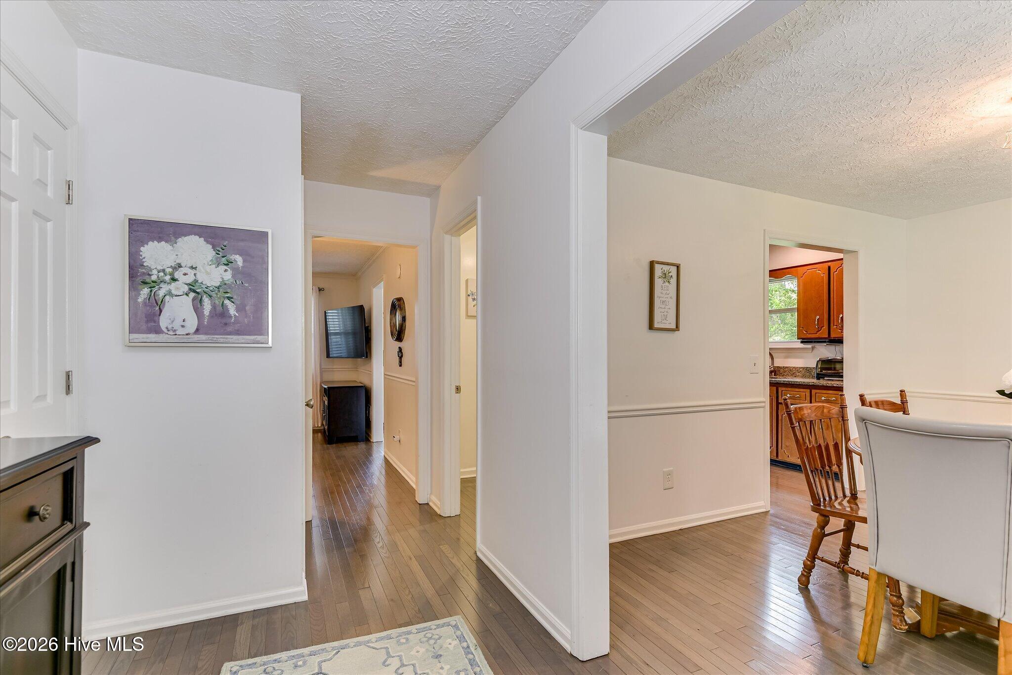 25 Foxhil Drive Property Photo 5