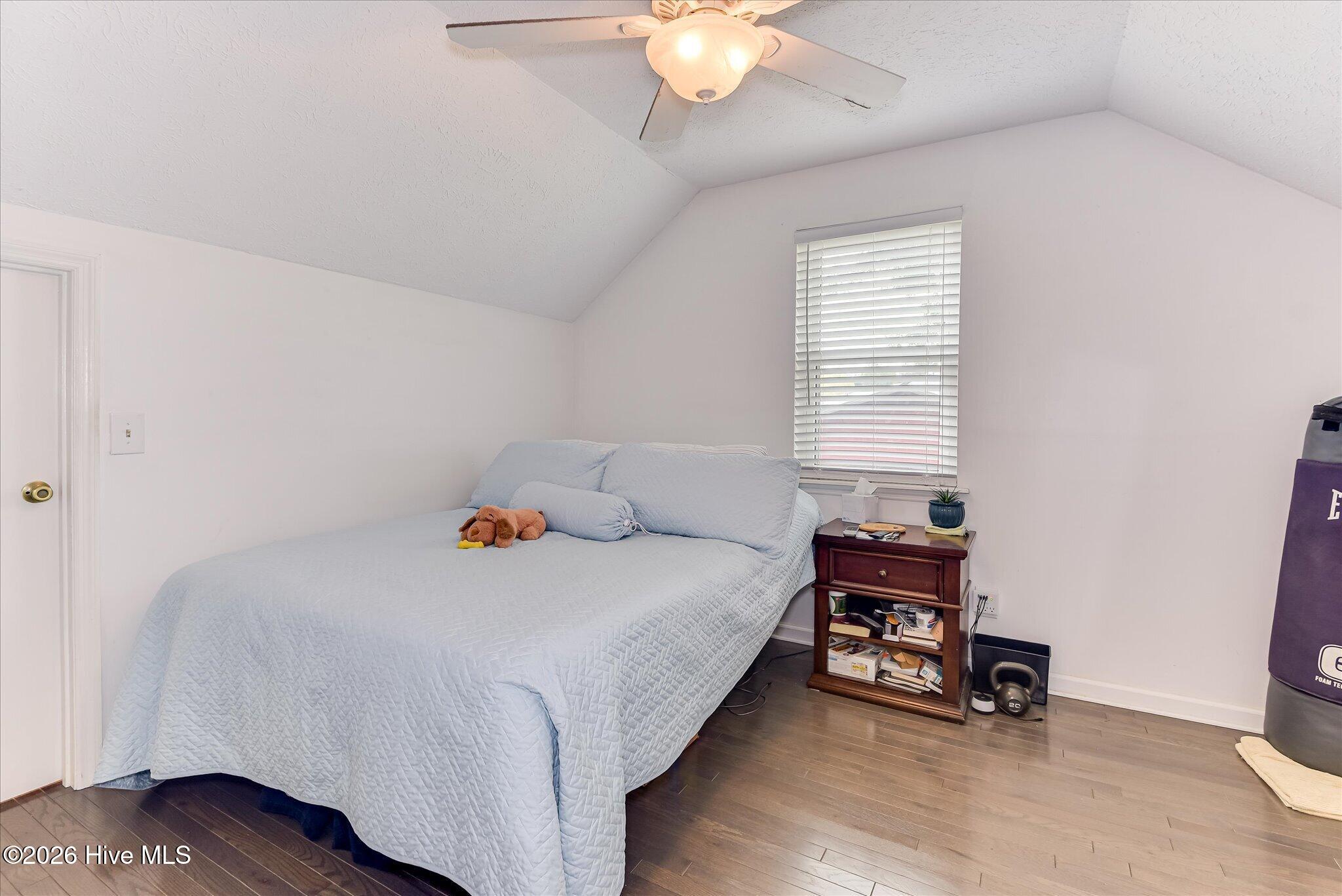 25 Foxhil Drive Property Photo 32