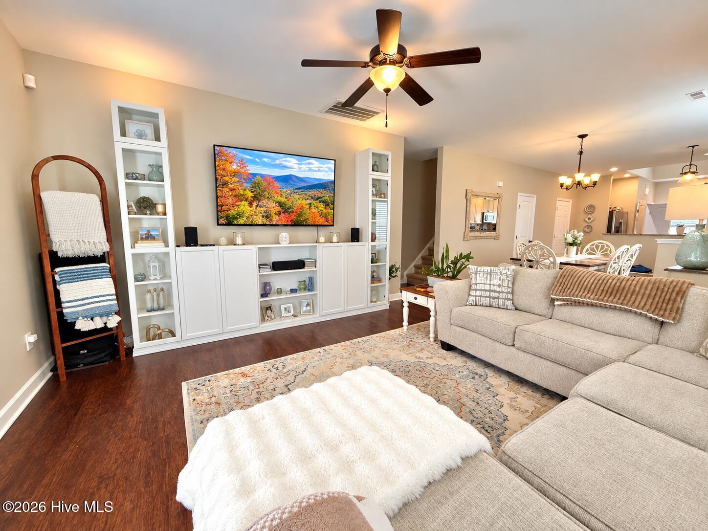 109 Penry Lane Property Photo 7