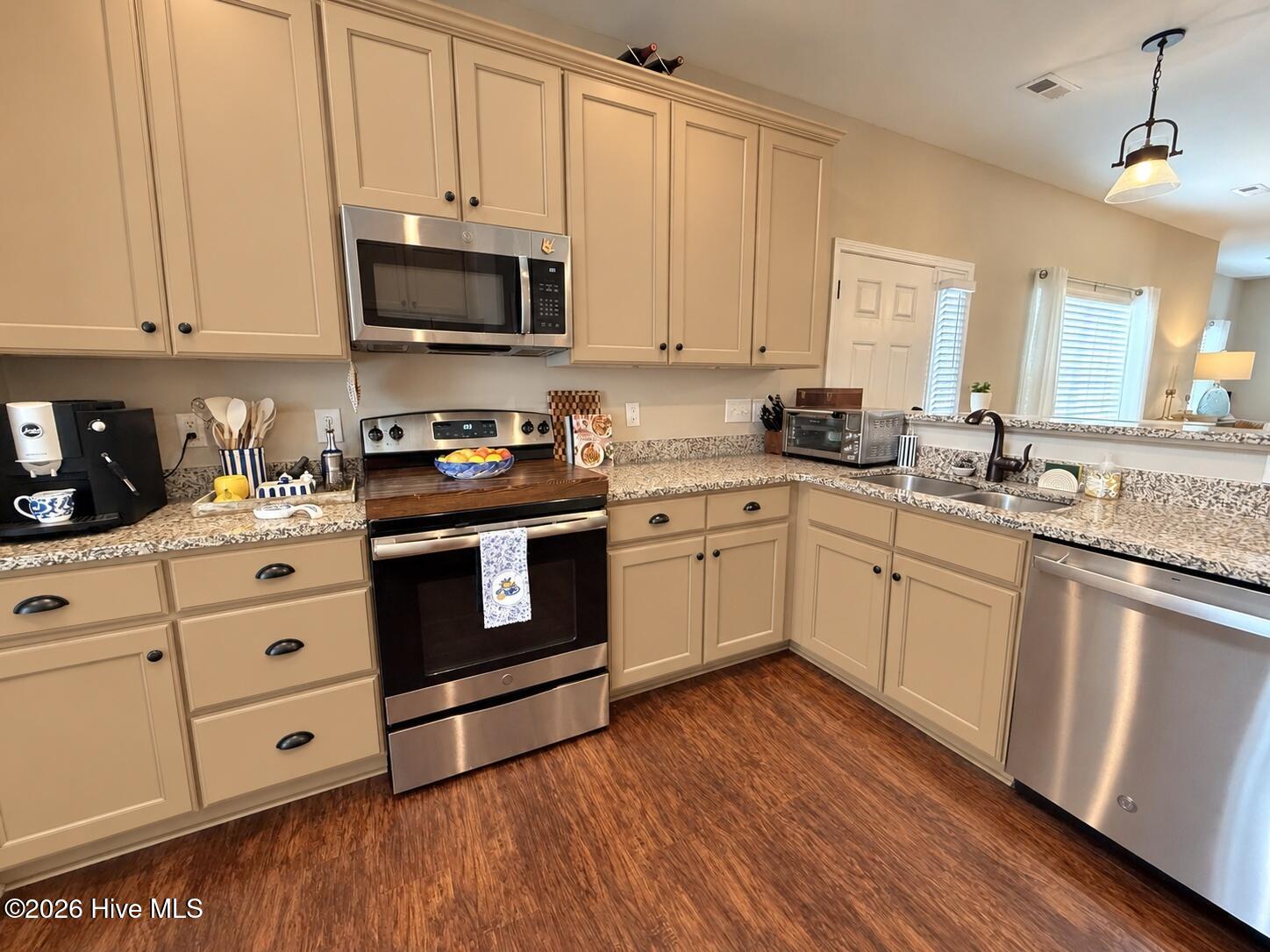 109 Penry Lane Property Photo 13