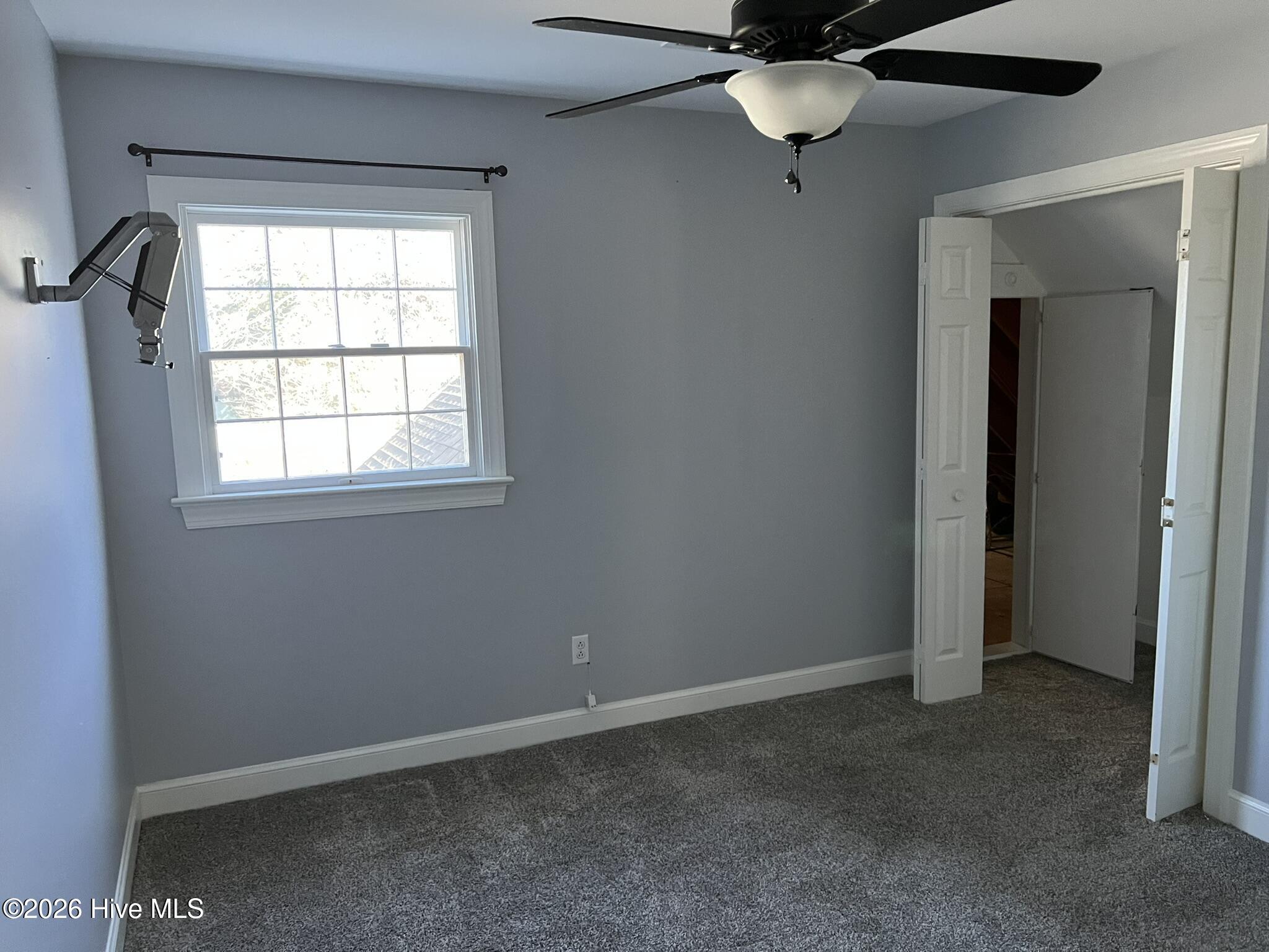 214 E Raintree Lane Property Photo 14