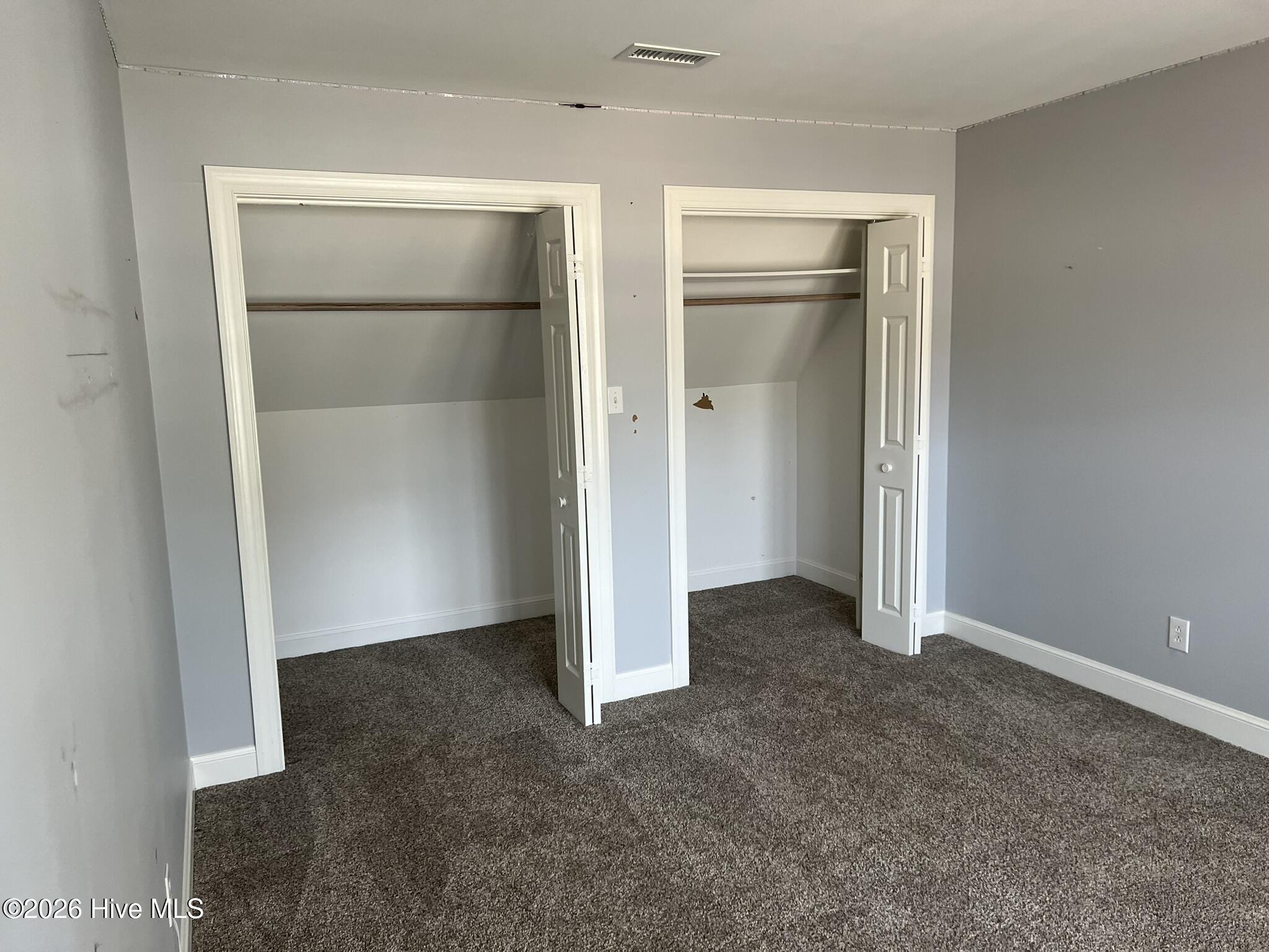 214 E Raintree Lane Property Photo 17