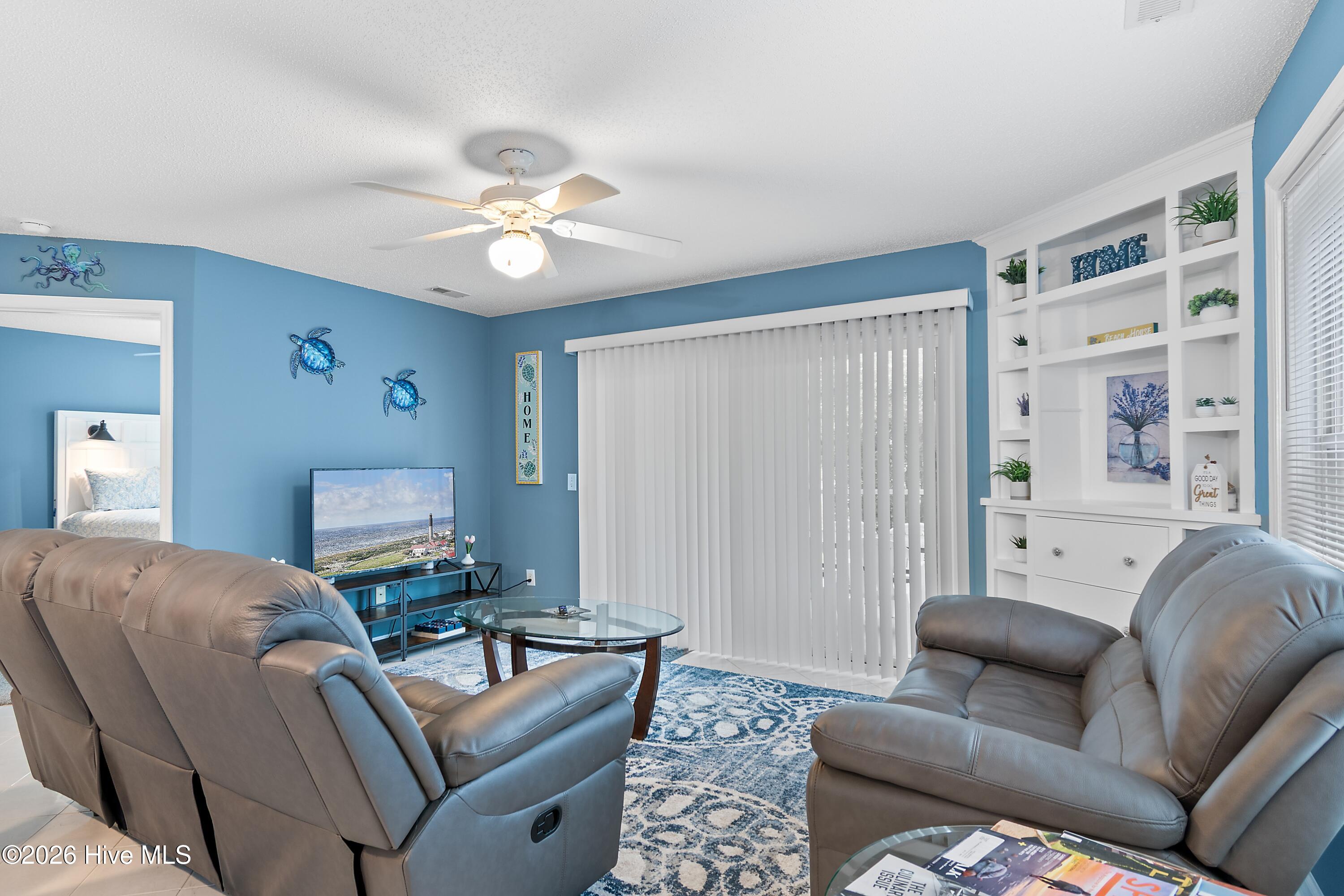 3350 Club Villas Drive 1302 Property Photo 11
