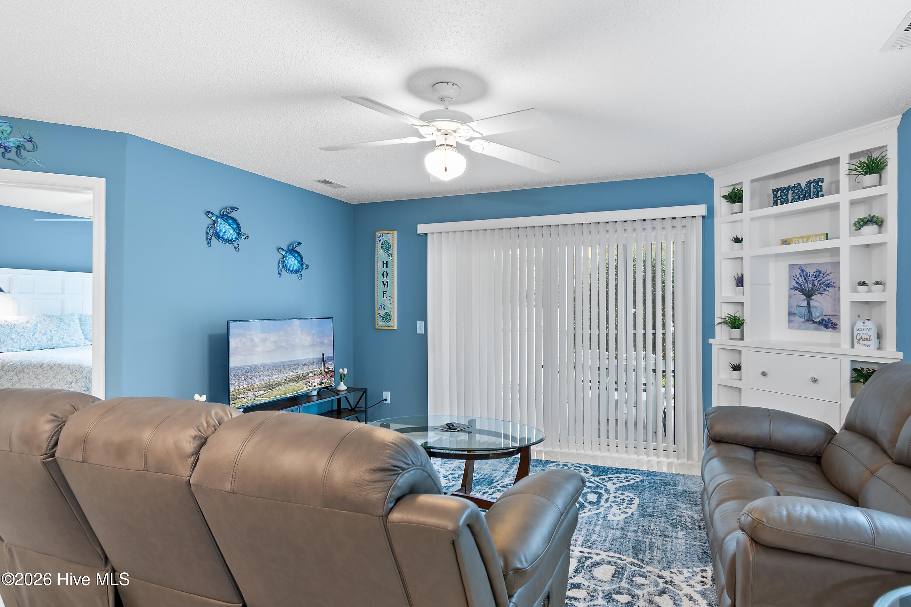 3350 Club Villas Drive 1302 Property Photo 12