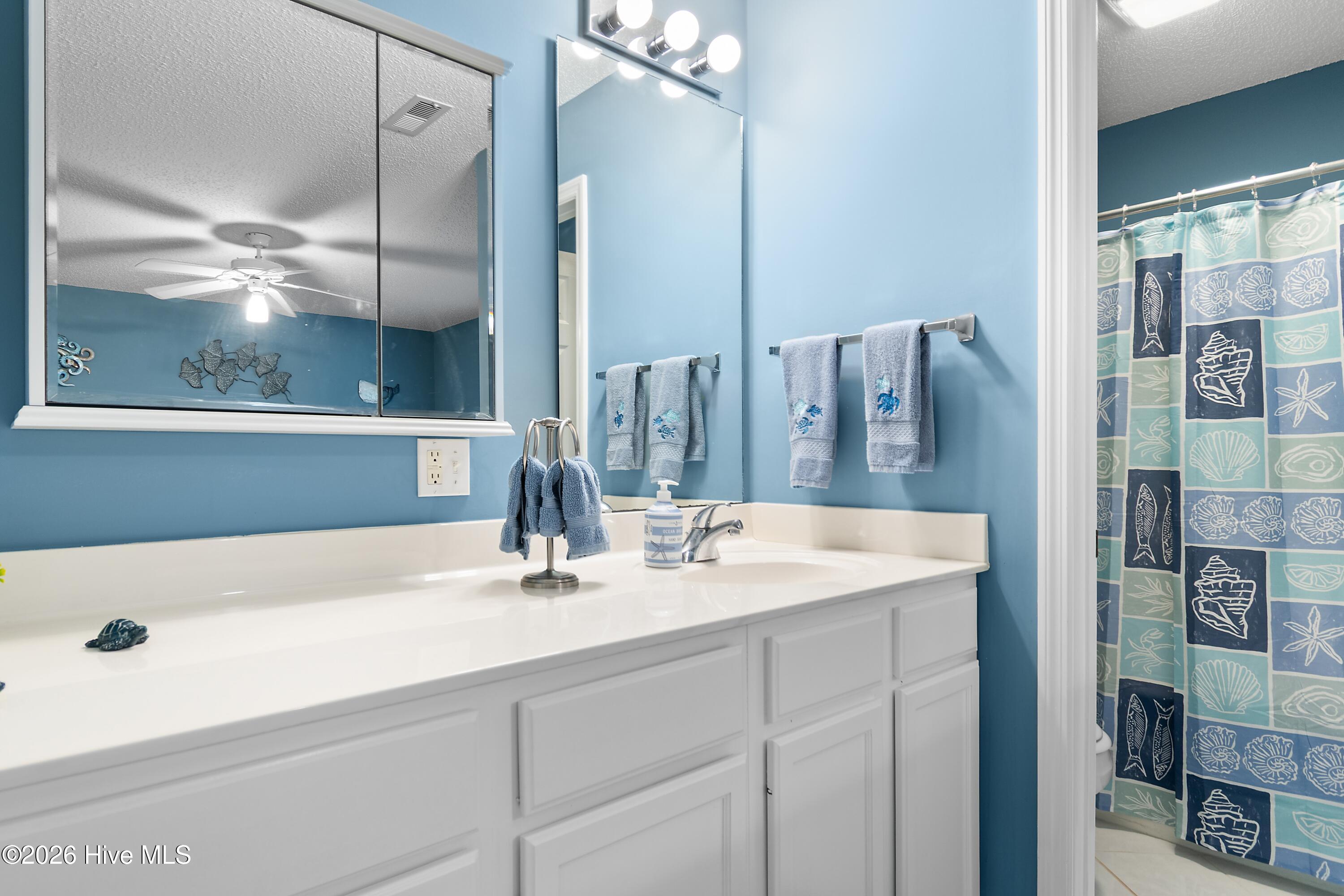 3350 Club Villas Drive 1302 Property Photo 25