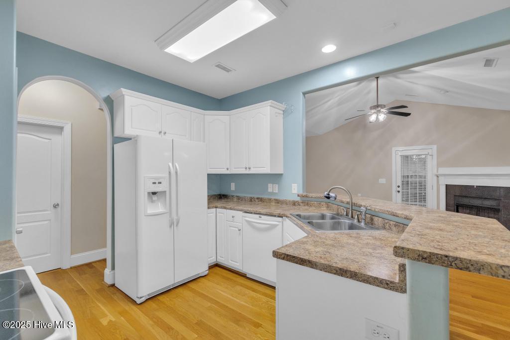 49 Amber Court Property Photo 6