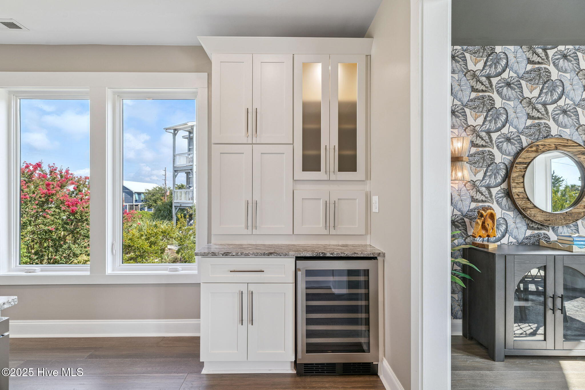 300 Georgia Avenue Property Photo 12