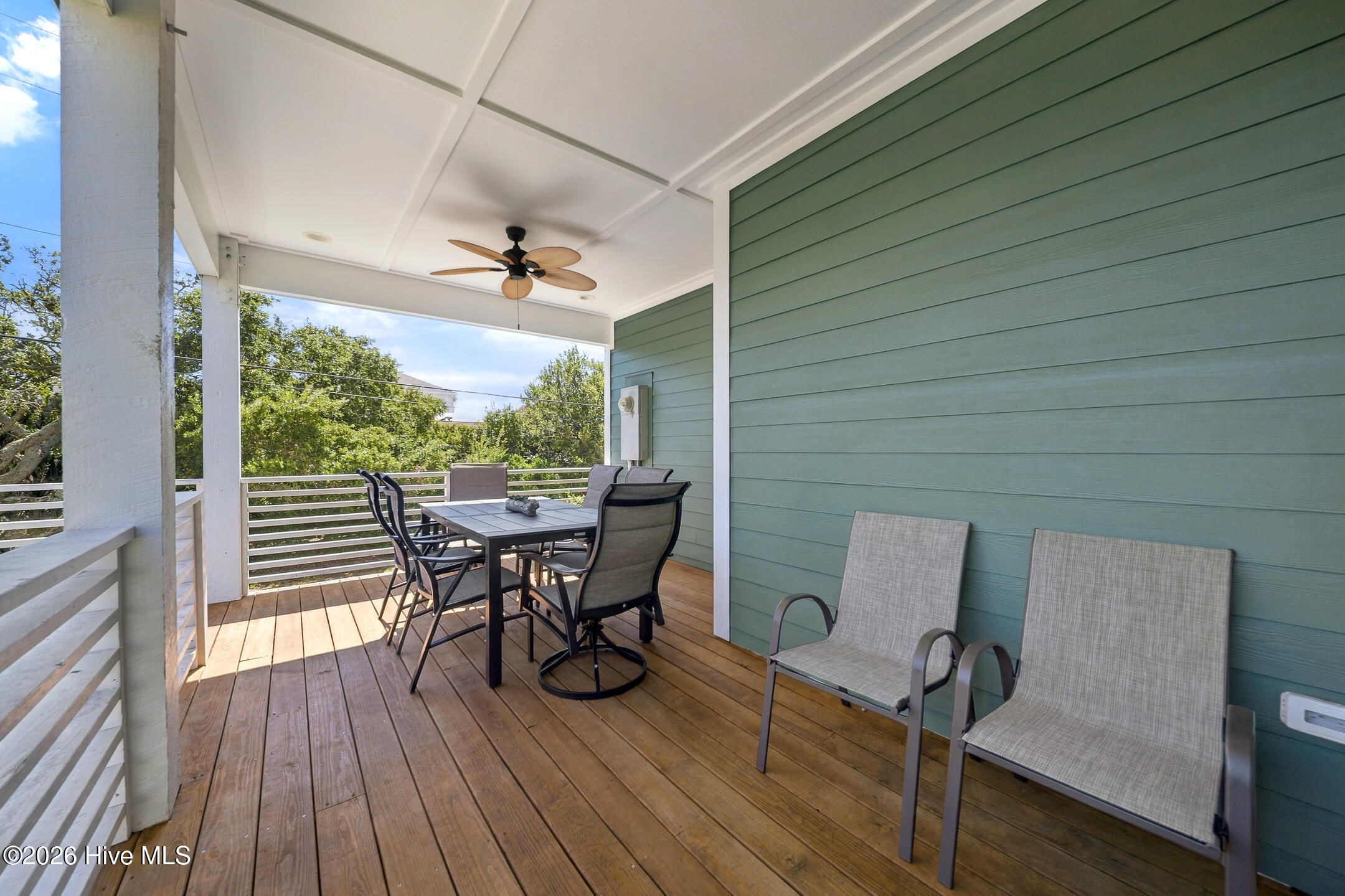 300 Georgia Avenue Property Photo 17