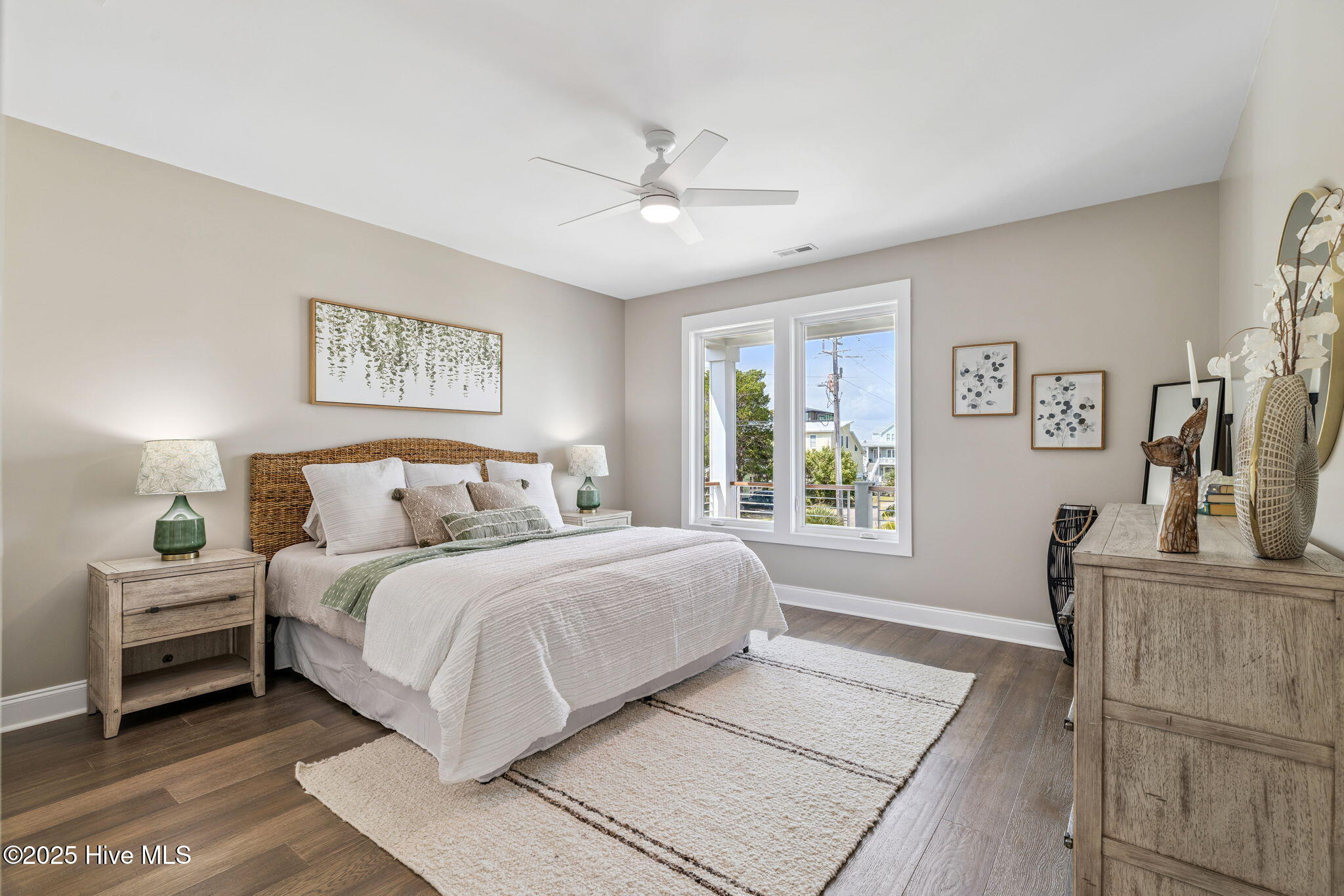 300 Georgia Avenue Property Photo 18