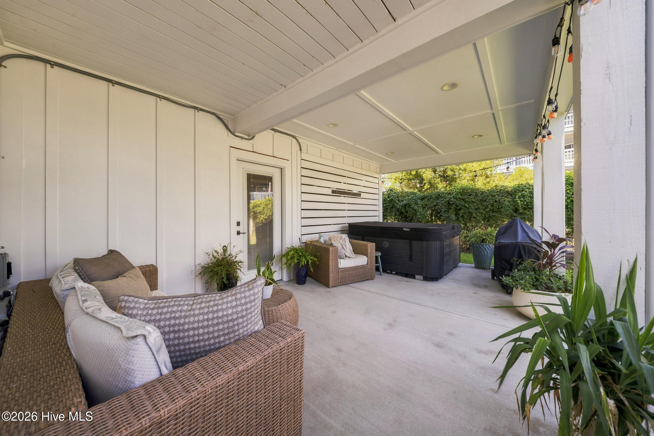 300 Georgia Avenue Property Photo 46