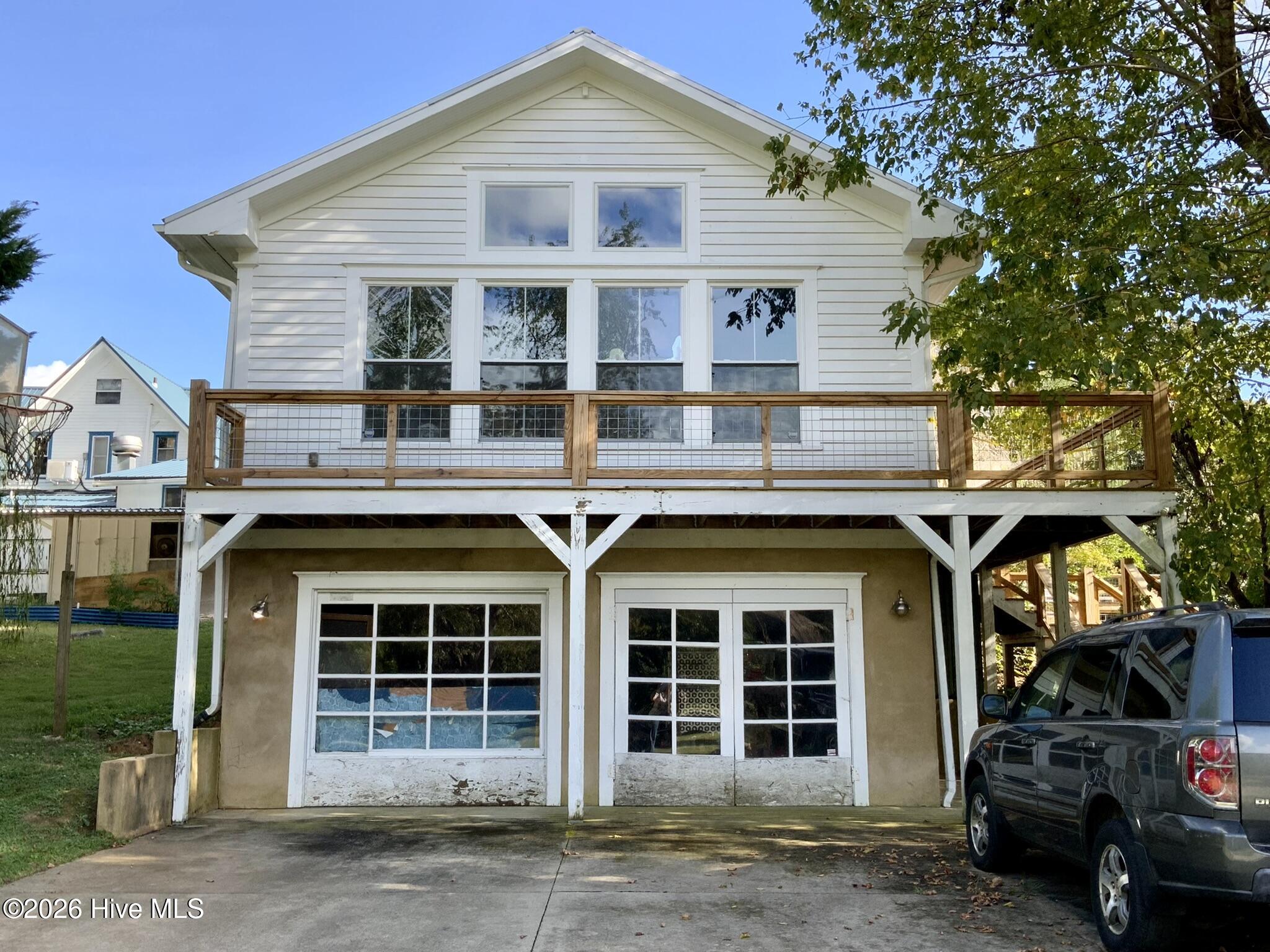 837 & 789 Main Street Property Photo 51
