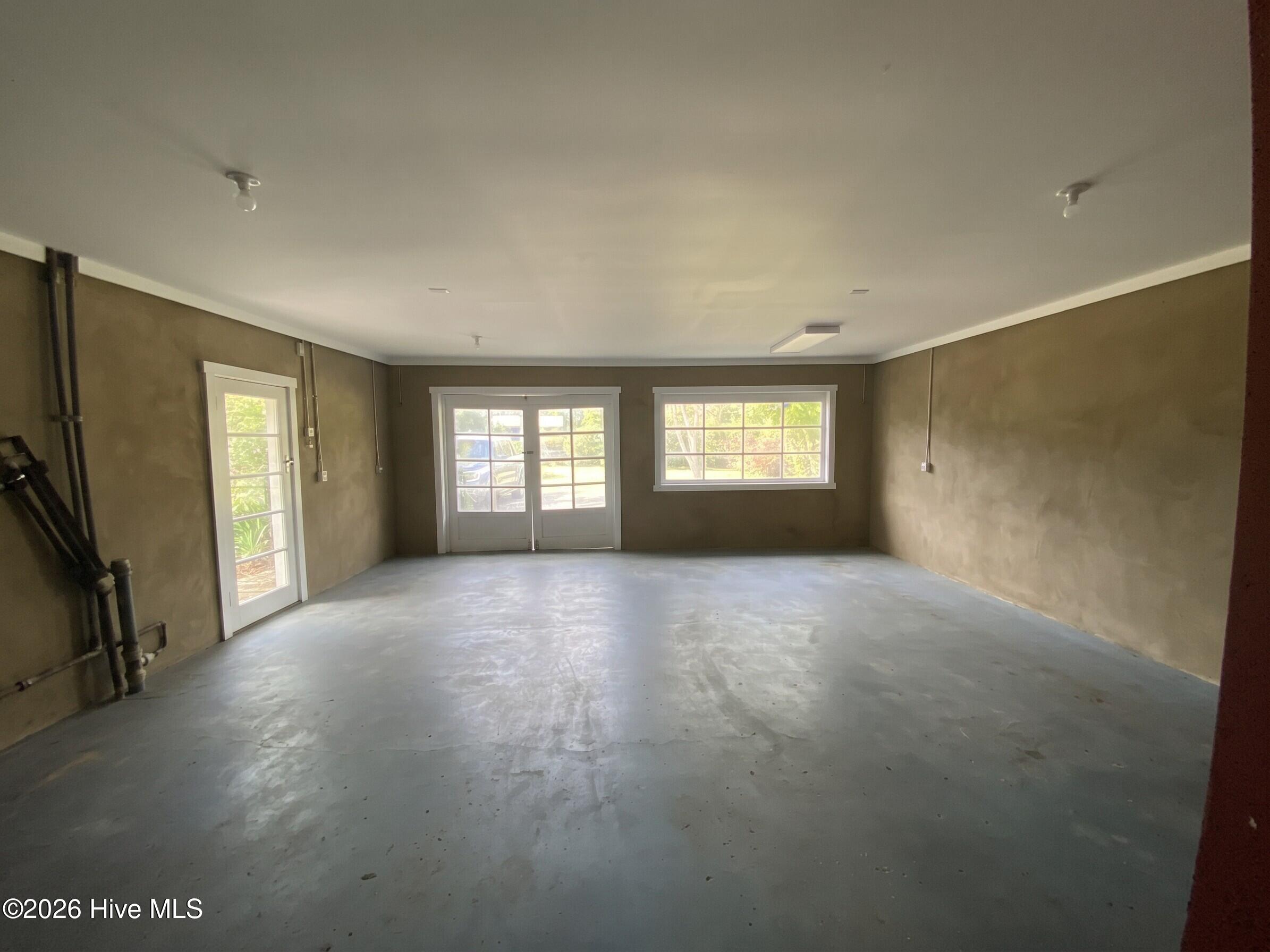 837 & 789 Main Street Property Photo 54