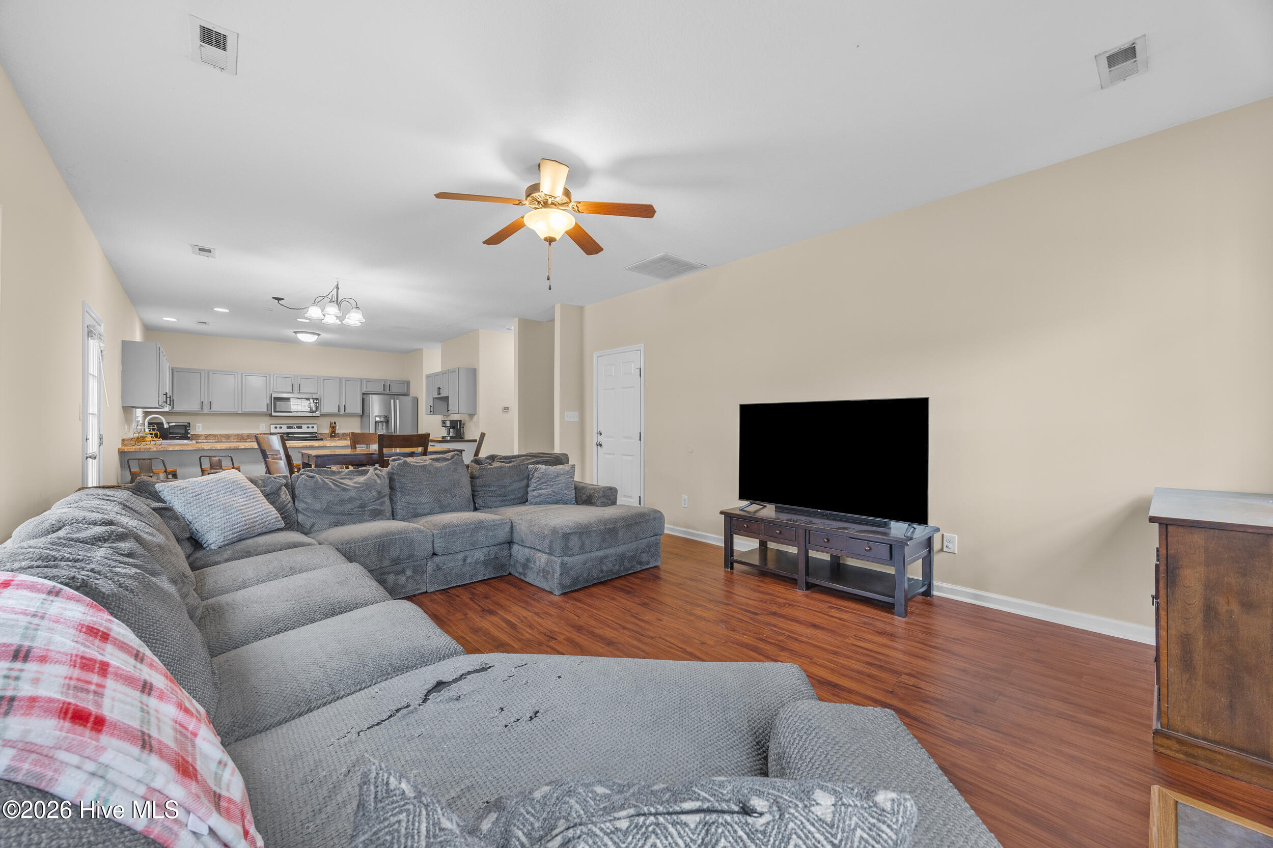 121 Saint Road Property Photo 19